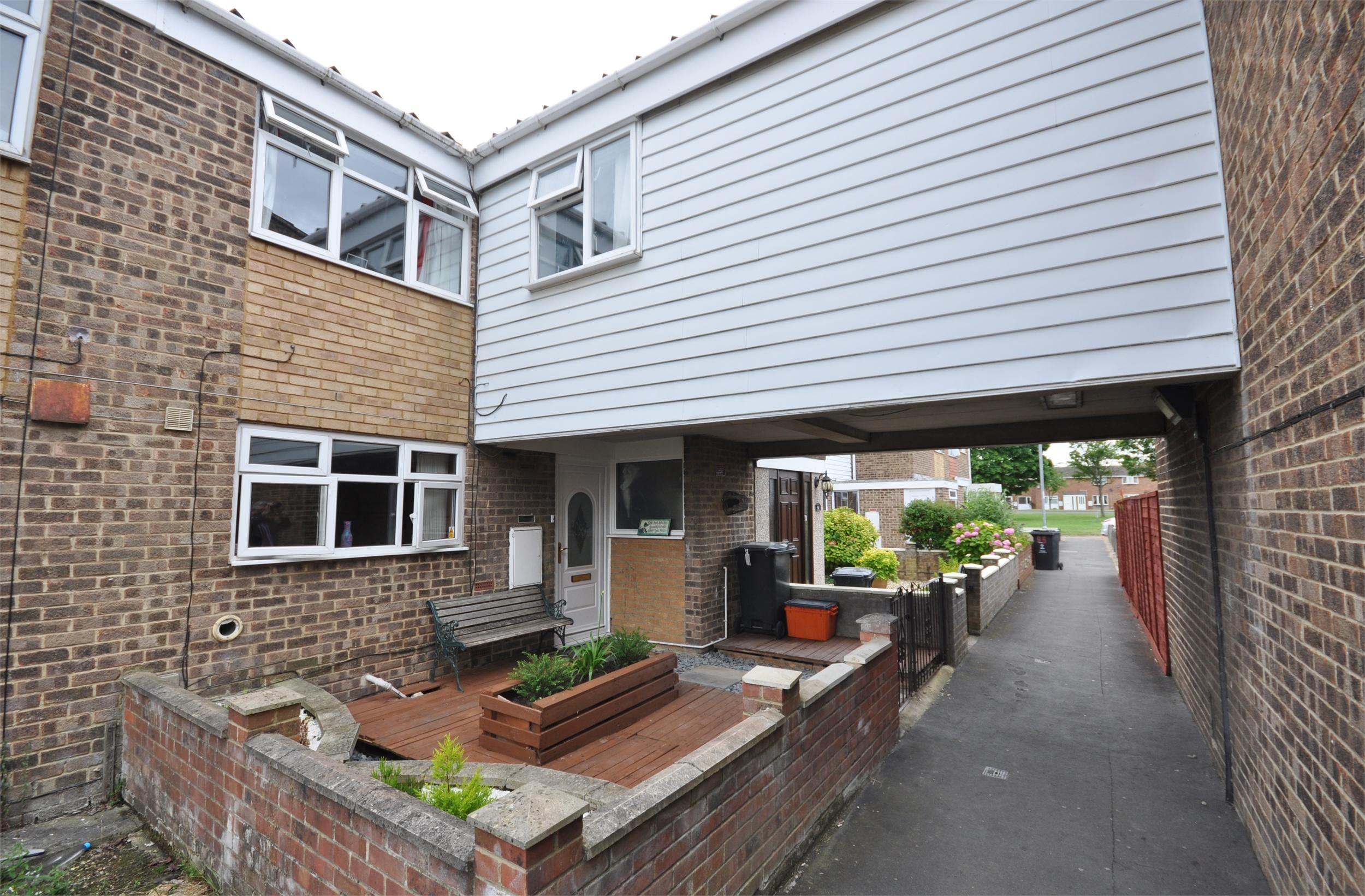 Parkers Swindon 4 bedroom House for sale in Islandsmead, Eldene