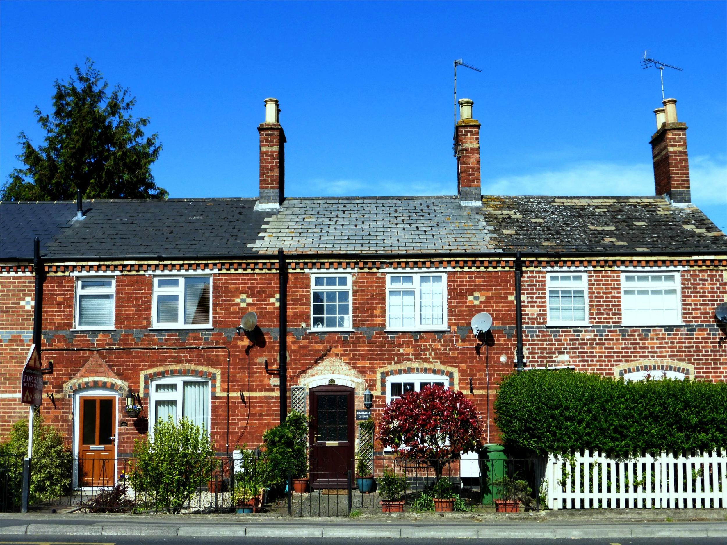 Parkers Stroud 2 bedroom Terraced House for sale in Gloucester Road