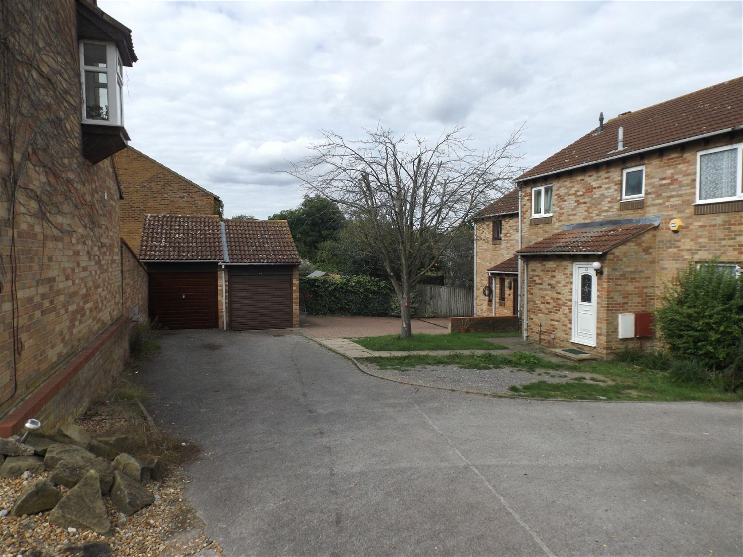 Parkers Woodley 2 bedroom House for sale in Lower Earley, Reading