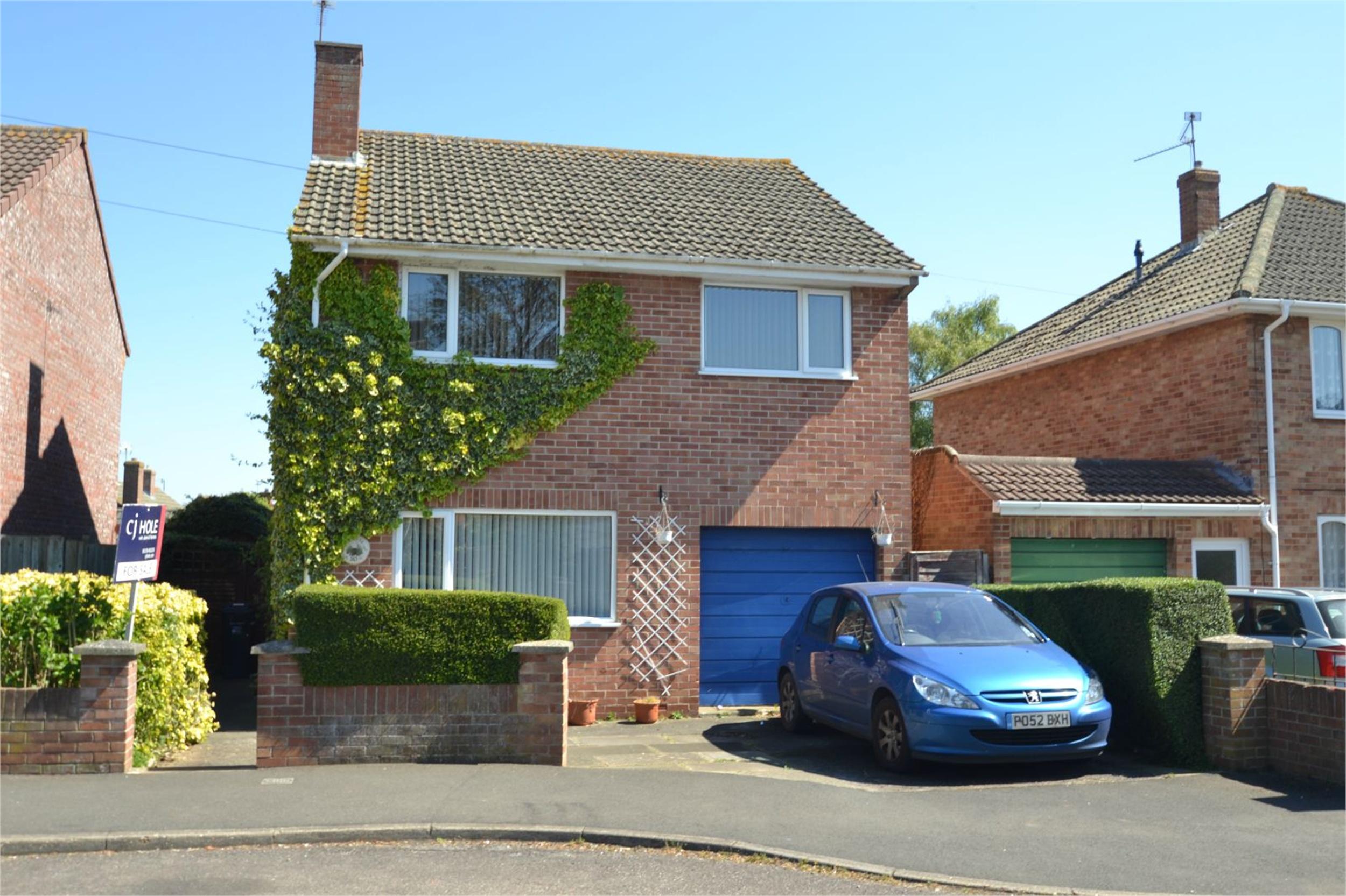 CJ Hole Bridgwater 3 bedroom Detached House for sale in Queenswood Road