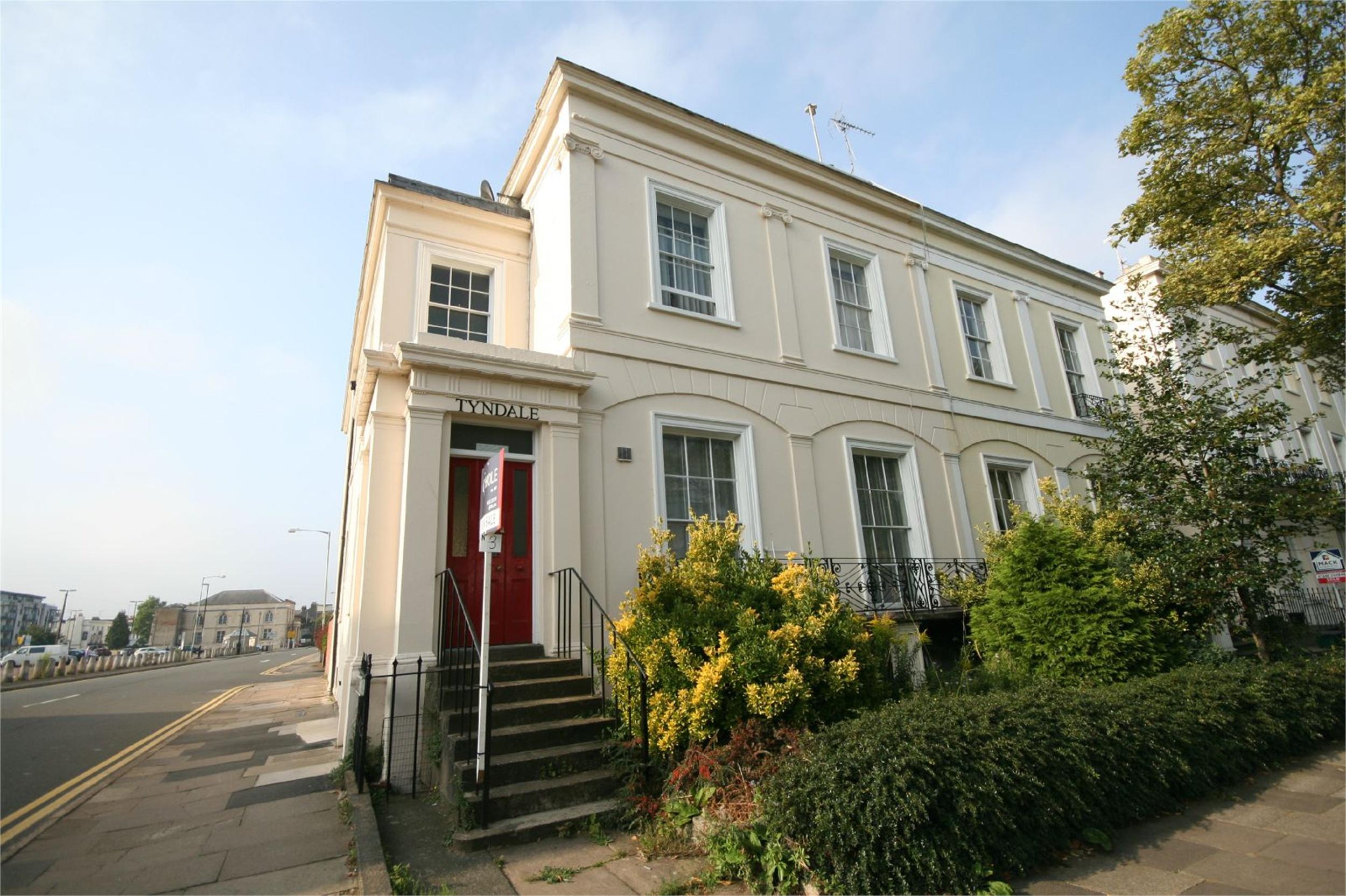CJ Hole Cheltenham 2 bedroom Apartment for sale in Clarence Square, Cheltenham GL50 CJ Hole