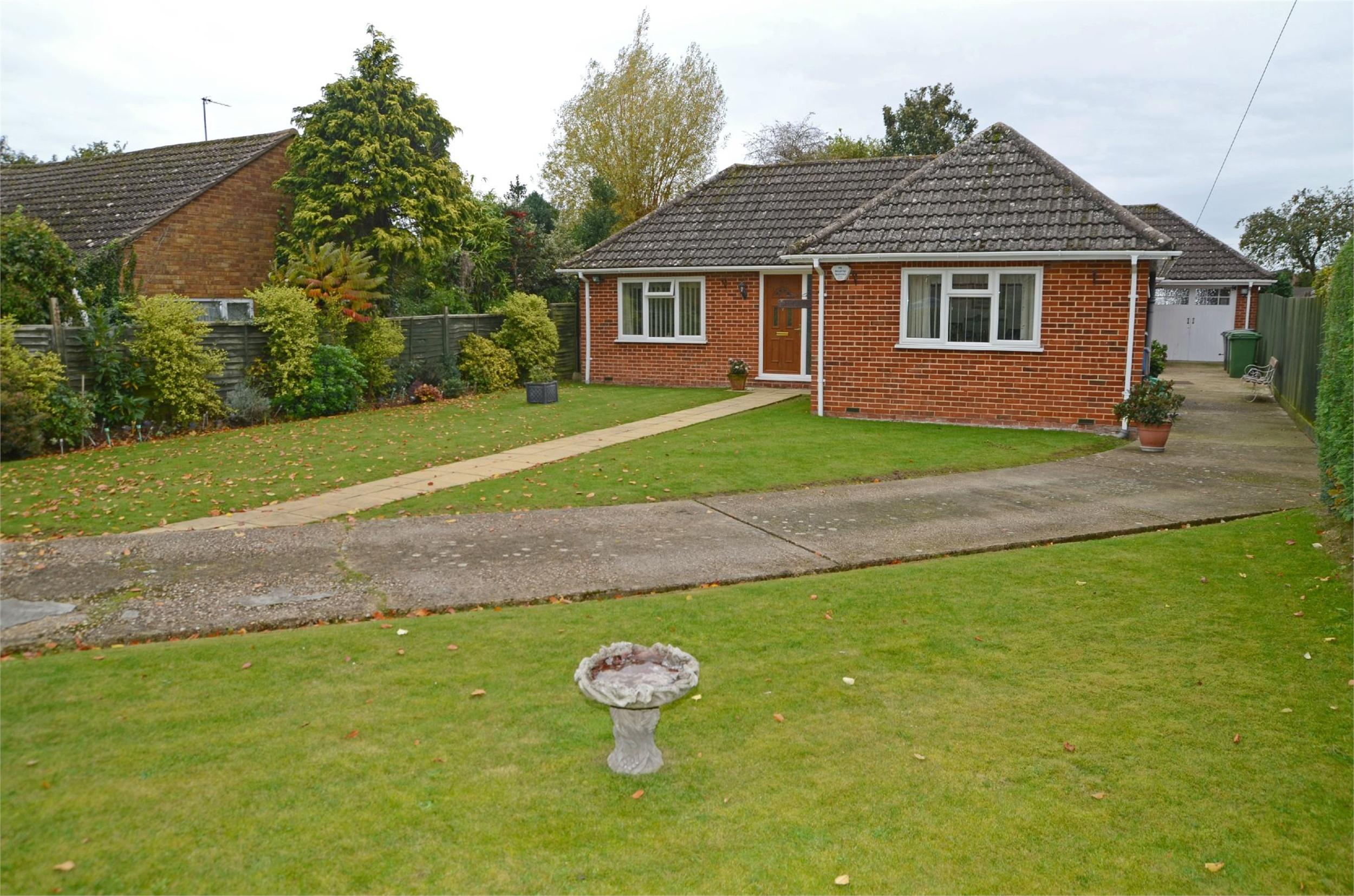 Parkers Theale 4 bedroom Detached Bungalow For Sale in Long Lane