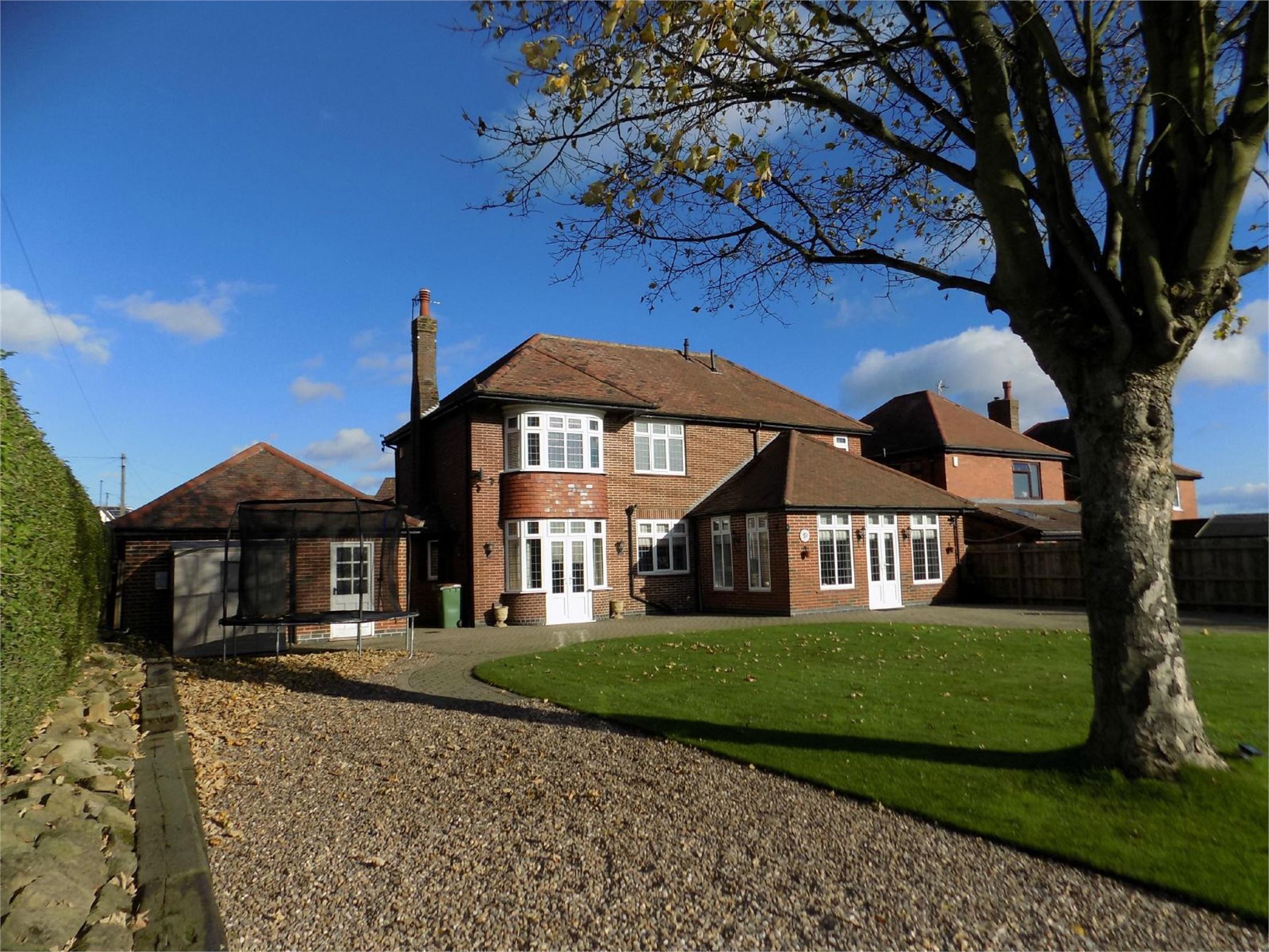 Whitegates Heanor 4 bedroom Detached House For Sale in Adale Road