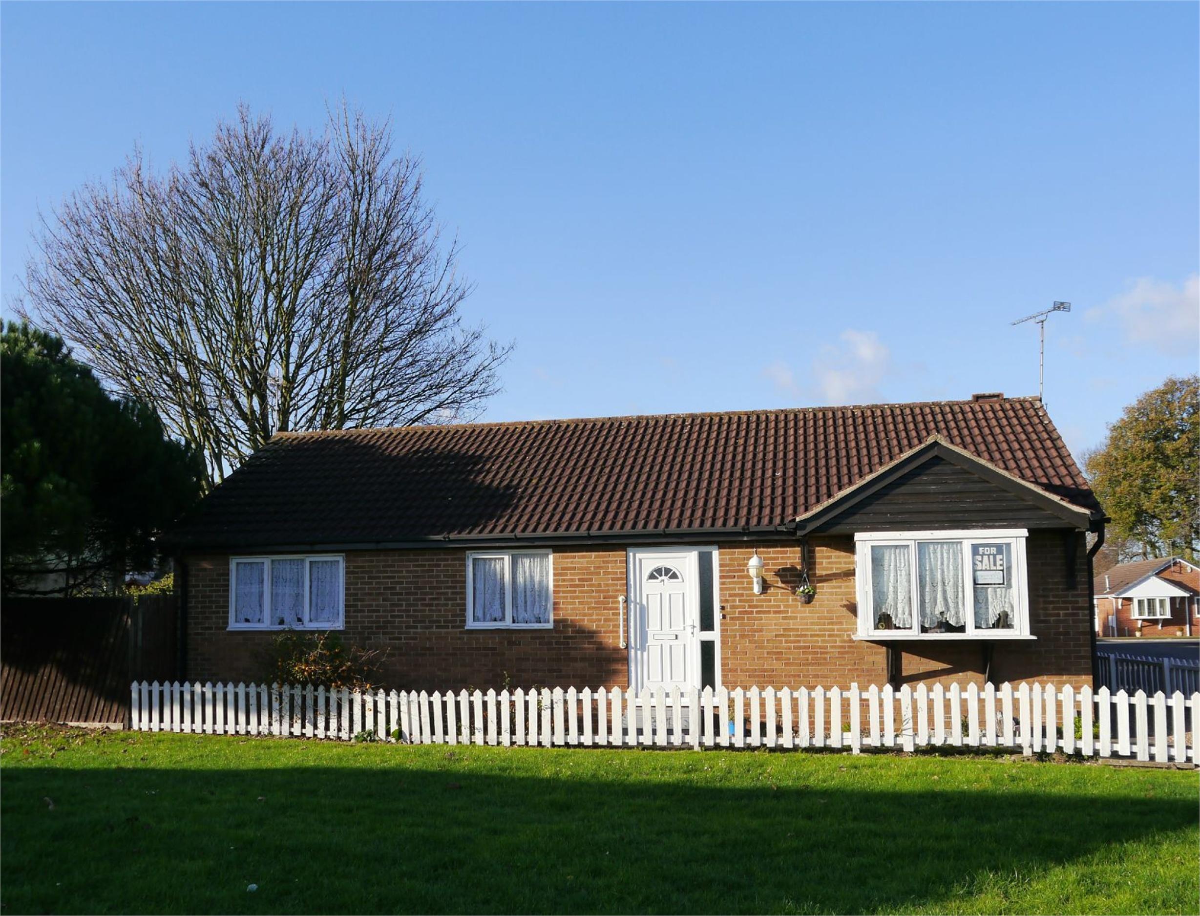 Whitegates Doncaster 3 bedroom Detached Bungalow For Sale in Woodlea