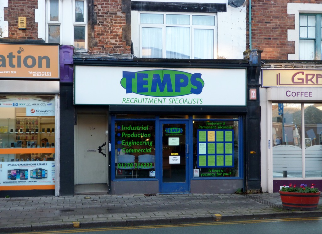 Martin & Co Crewe Studio House Share to rent in Market Street Crewe CW1