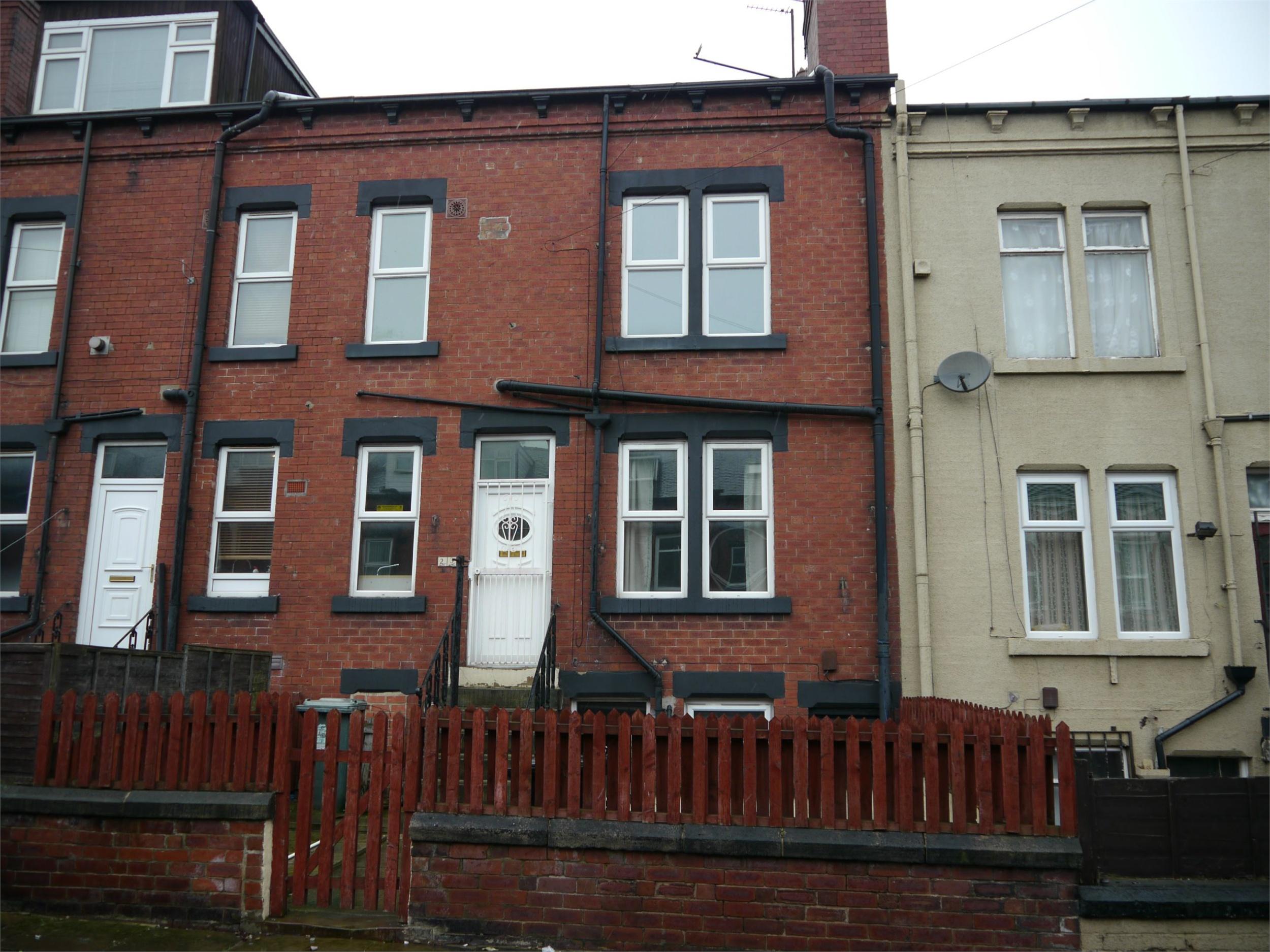 Whitegates South Leeds 2 bedroom House For Sale in Primrose Lane