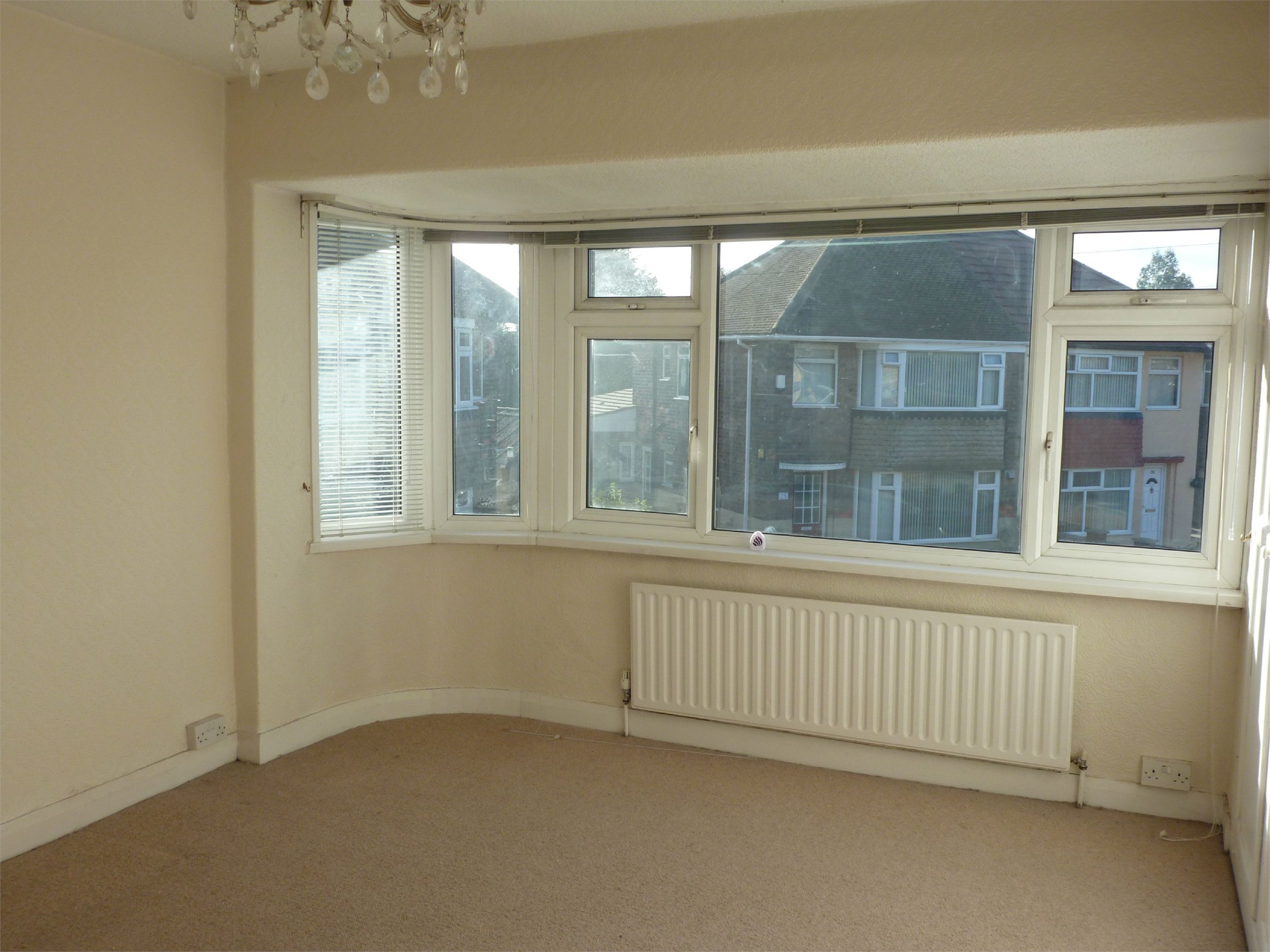 3 Bedroom Semi Detached House Leeds
