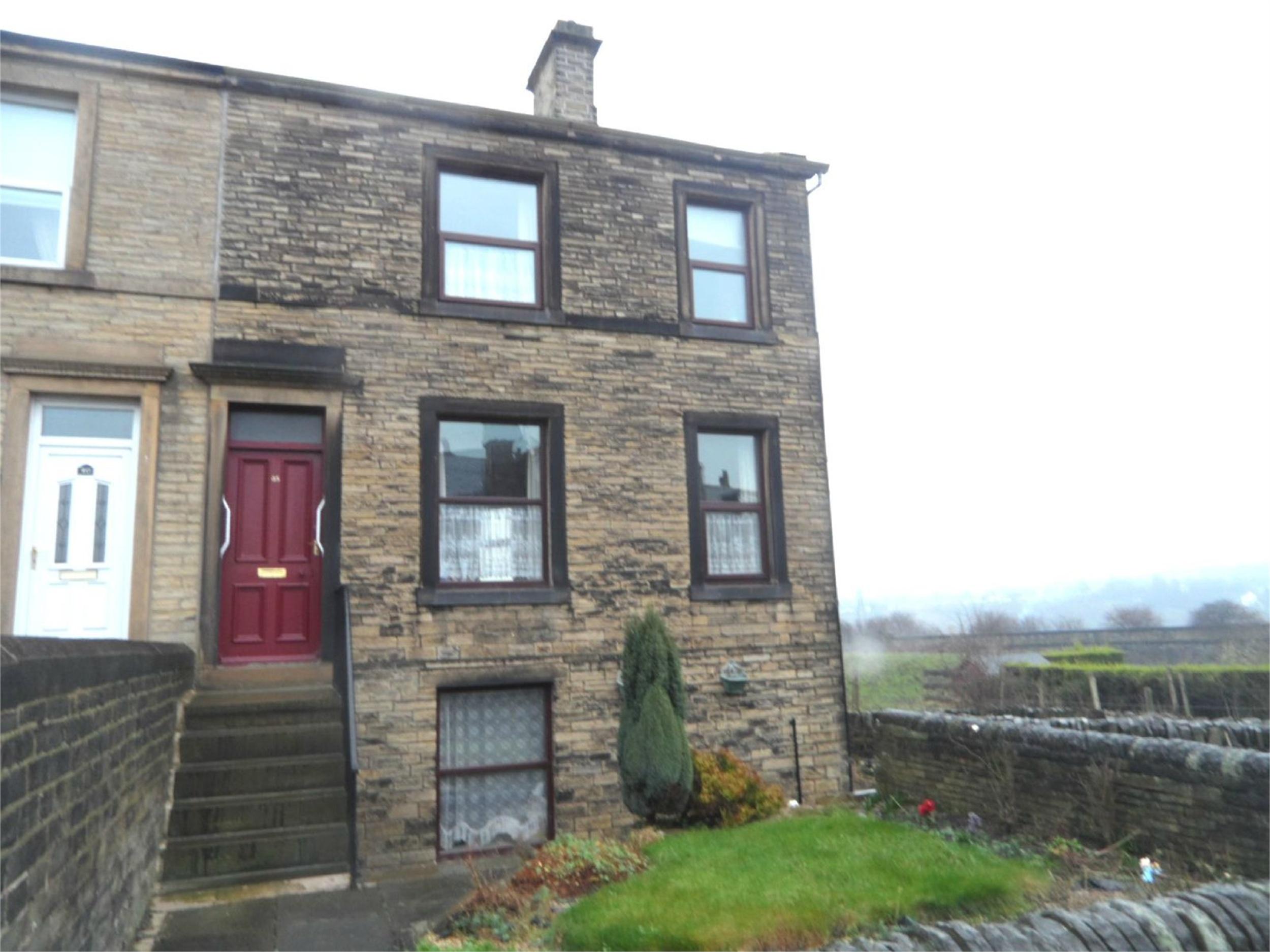Whitegates Brighouse Studio House for sale in Clifton Common, BRIGHOUSE