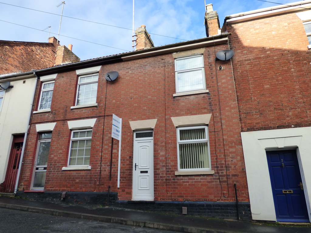 Martin & Co Coalville 2 bedroom Terraced House Let in Vicarage Street, Whitwick