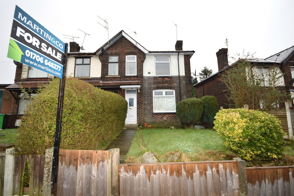 Martin & Co Rochdale 2 bedroom Mews Let in Rooley Moor Road, Spotland