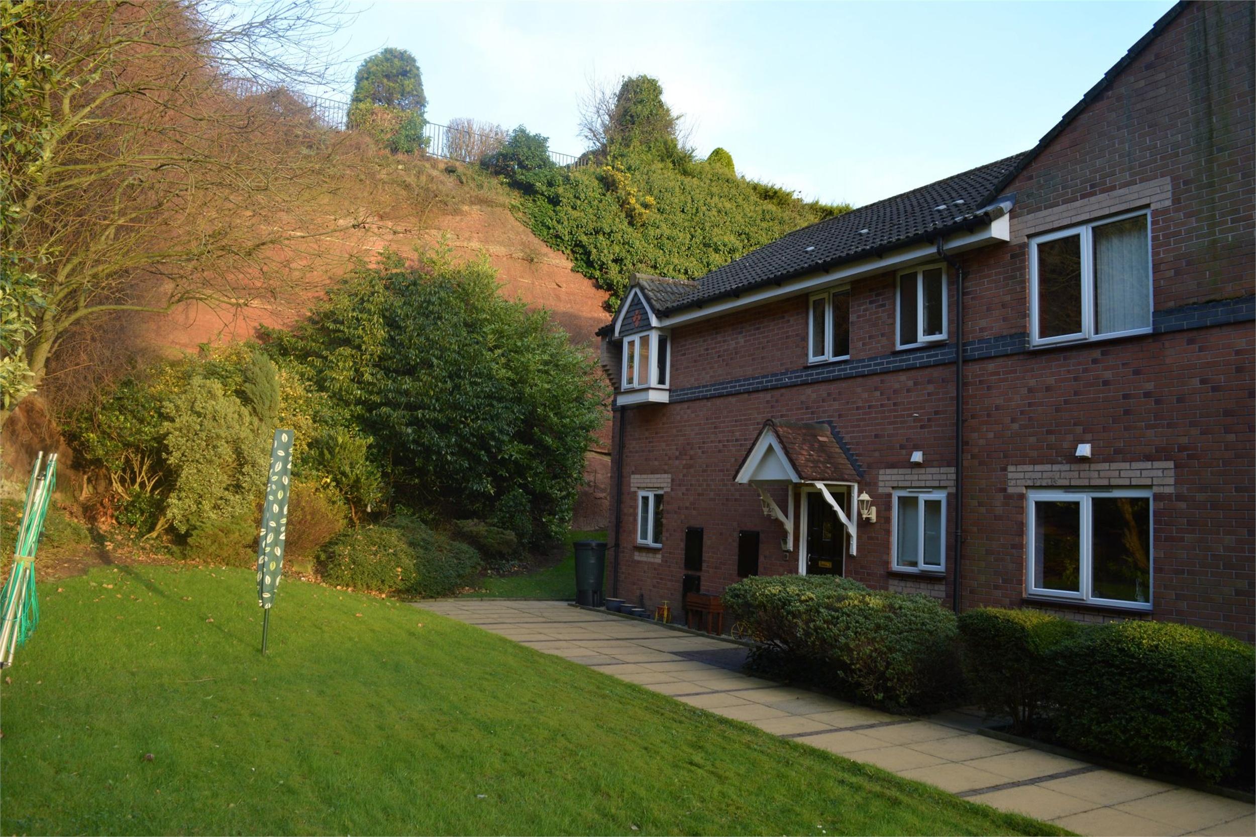Whitegates Woolton 2 bedroom Flat To Let in Woolton Quarry, Clay Cross