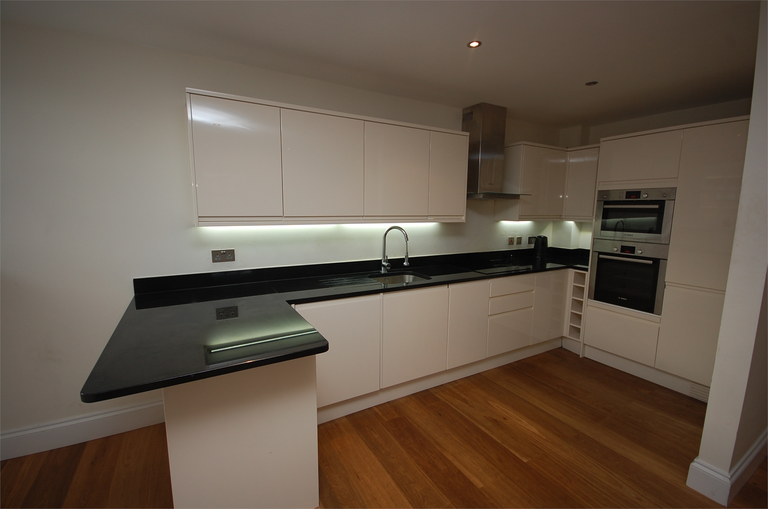 Ellis & Co Finchley 3 bedroom Flat To Let in Grove Lodge ...