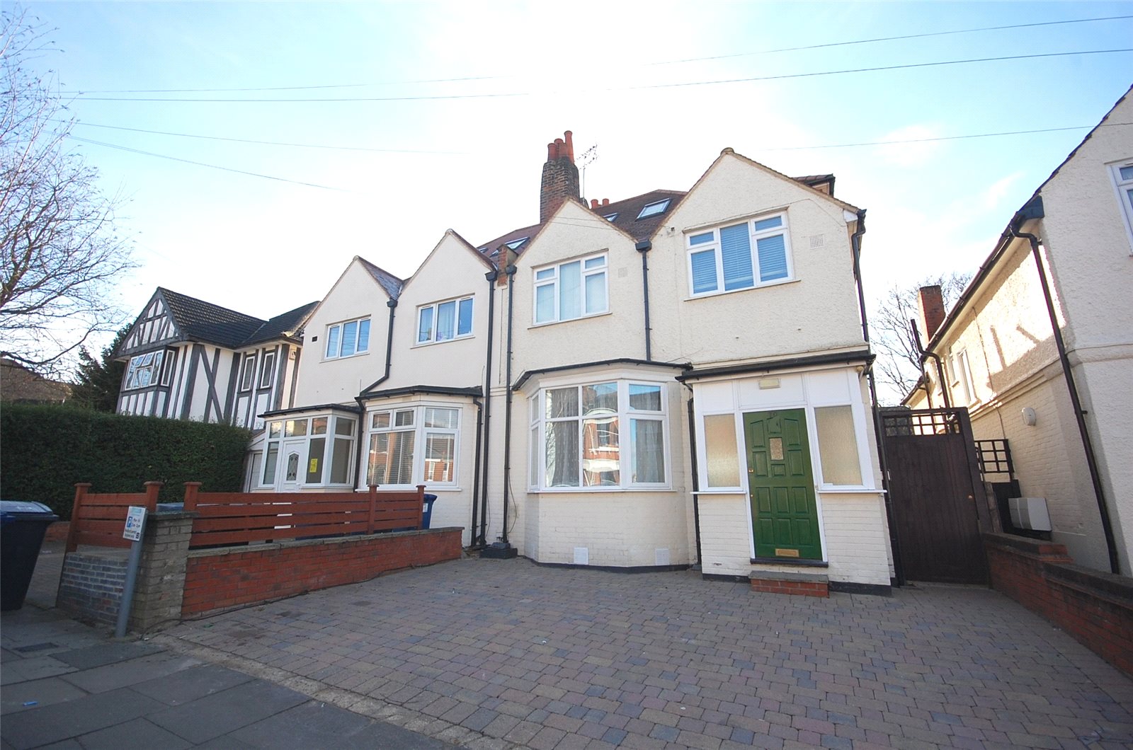 Estate agents and letting agents in the UK. Houses, flats and new homes for sale and to rent