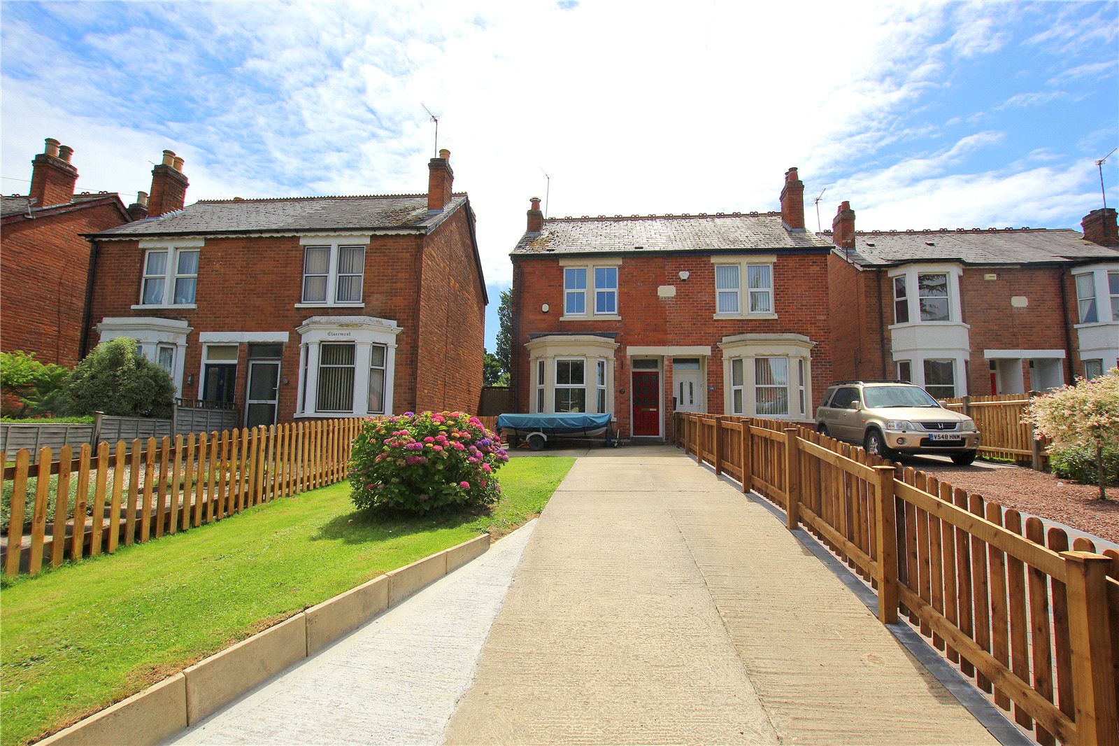 CJ Hole Gloucester 3 bedroom House for sale in Reservoir Road