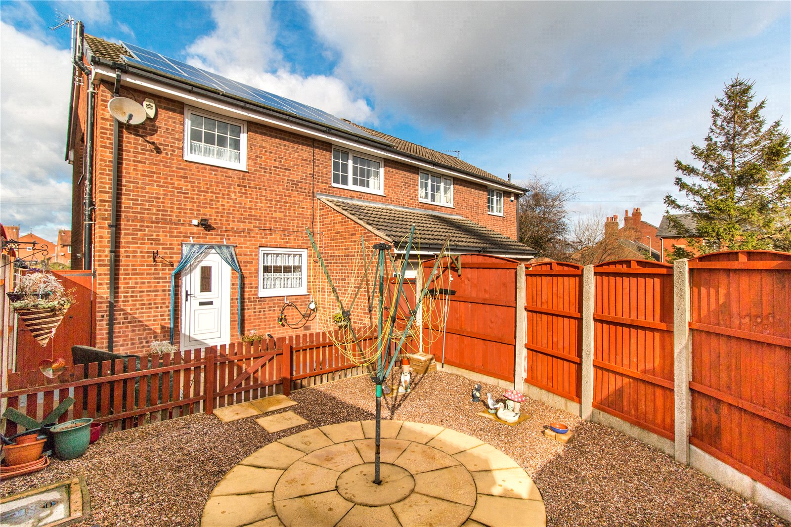 Whitegates Doncaster 3 bedroom SemiDetached House For Sale in Manor