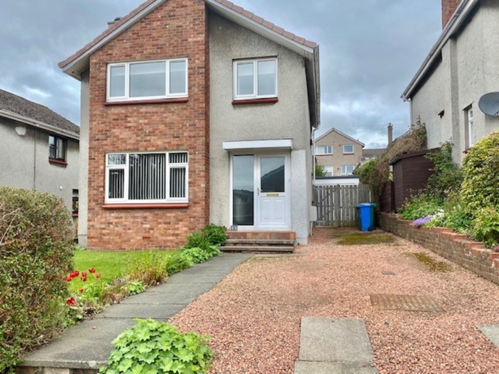 Martin & Co Dunfermline 3 bedroom Detached House Let in Beech Grove