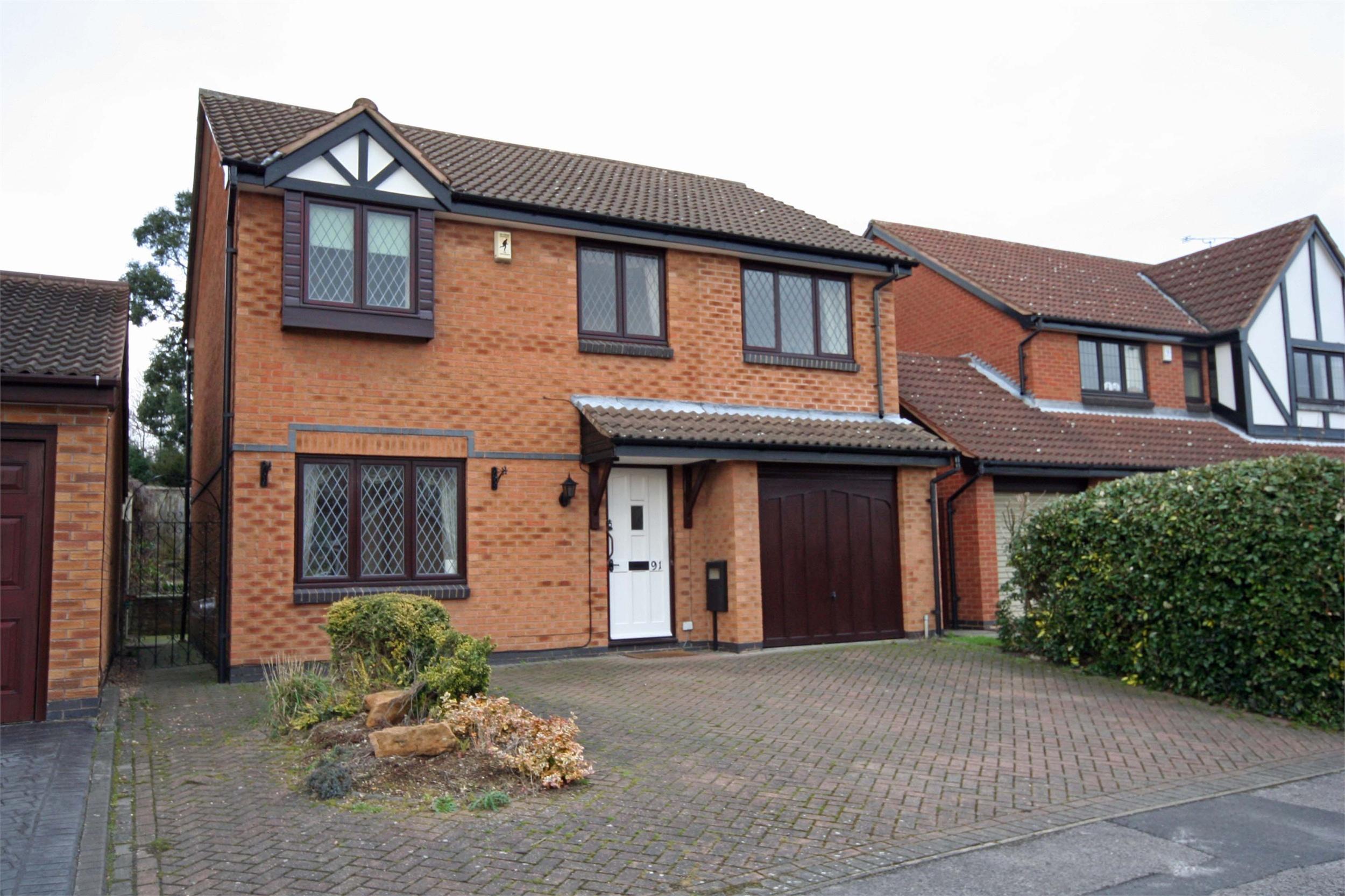 Whitegates Beeston 4 bedroom Detached House Let Agreed in Torvill Drive, Wollaton, Nottingham