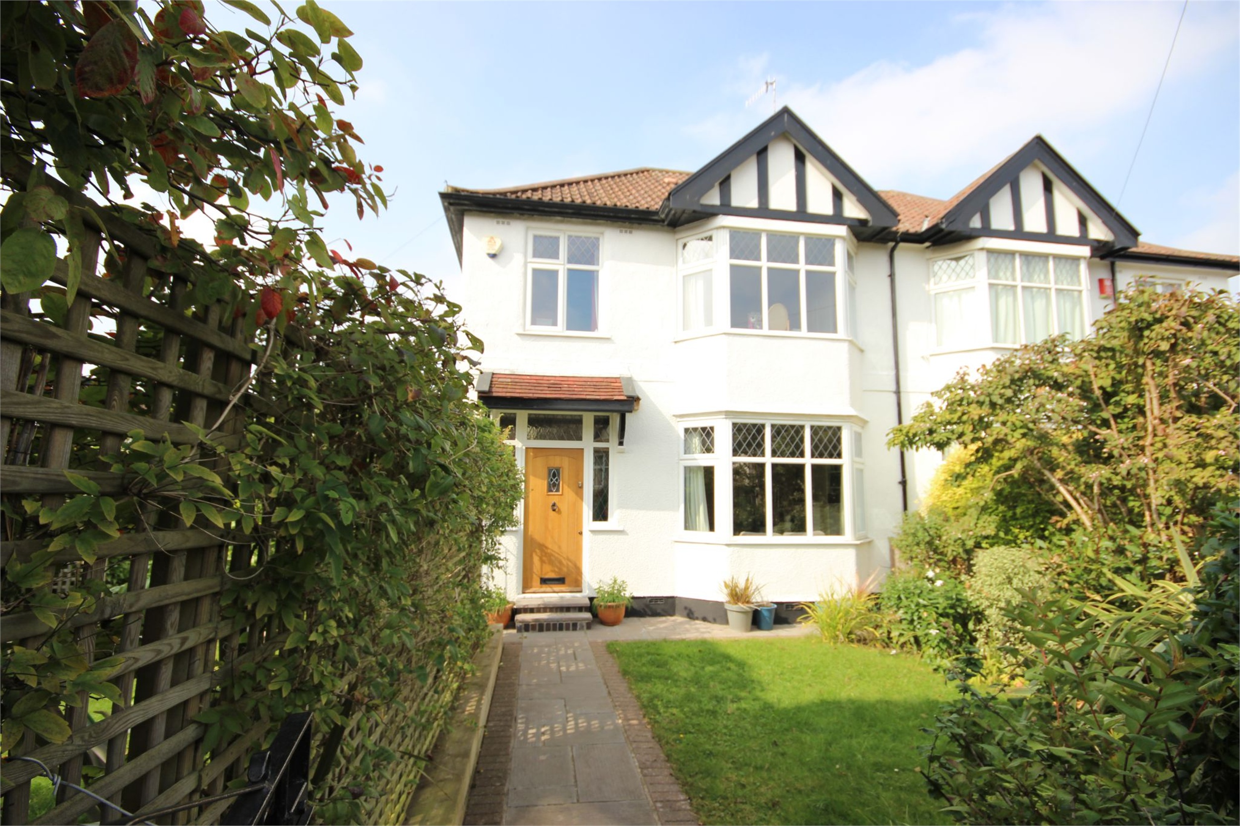 CJ Hole Henleaze 3 bedroom House for sale in Park Grove Henleaze Bristol BS9 CJ Hole