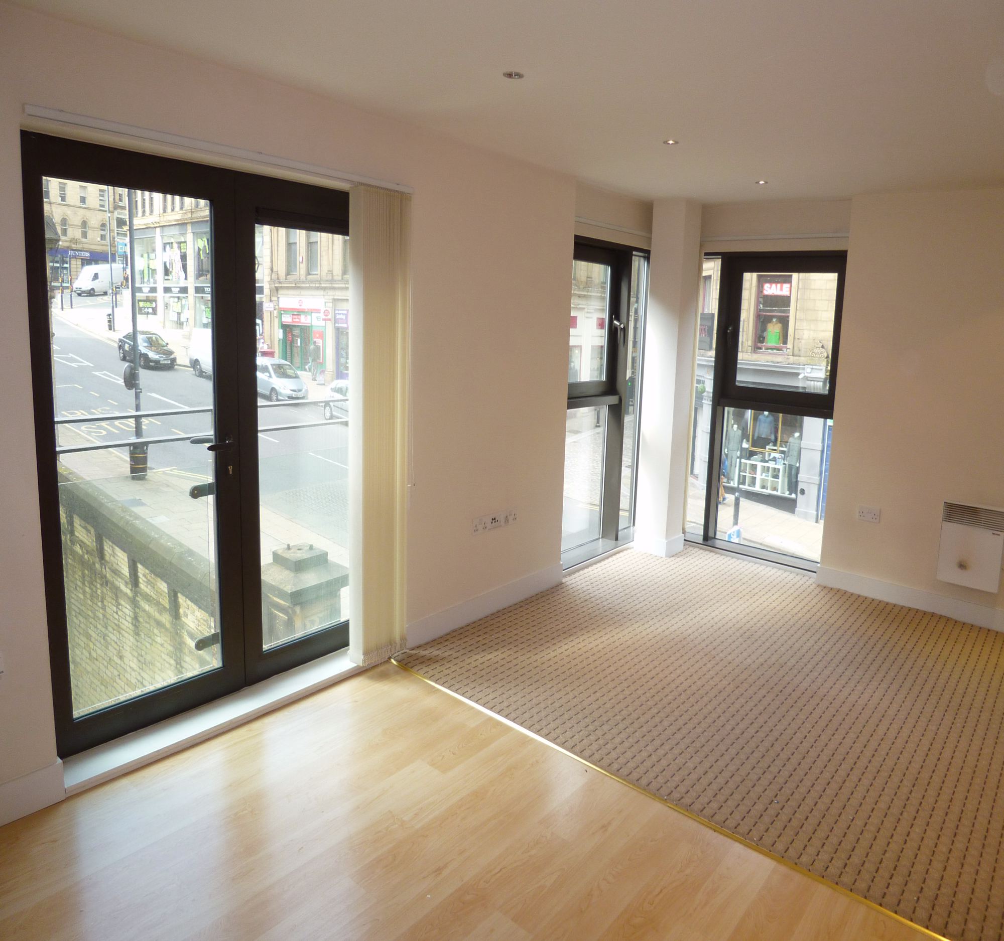 Whitegates Bradford 2 bedroom Flat to rent in The Empress 27 Sunbridge