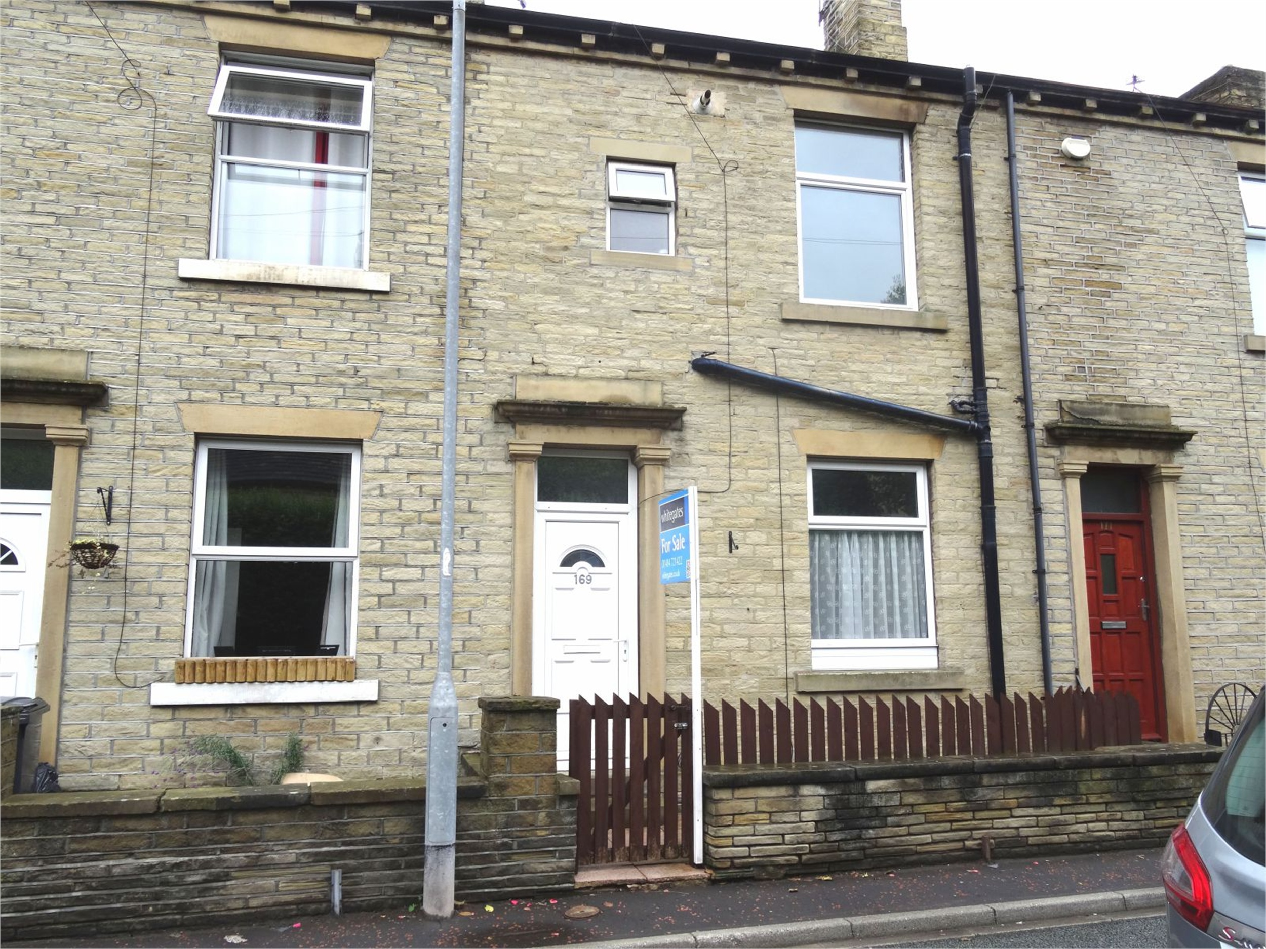 Whitegates Brighouse 2 bedroom House SSTC in Thornhill Road Rastrick
