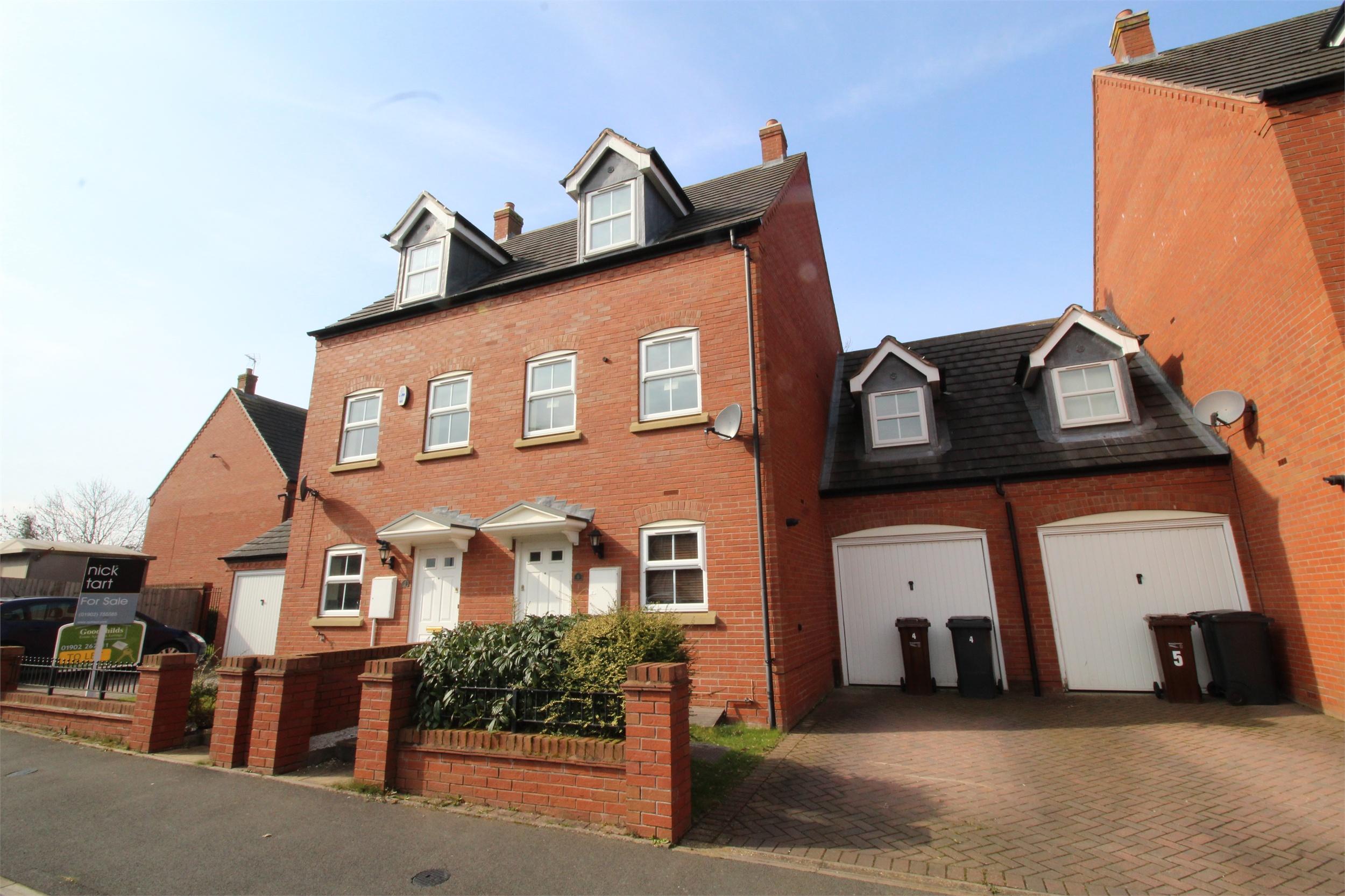 Whitegates Wolverhampton 4 bedroom Town House For Sale in 4 Alameda