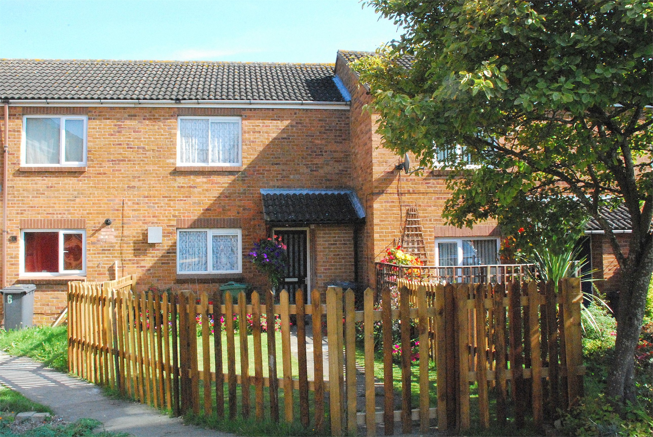 CJ Hole Gloucester 2 bedroom House to rent in Whitefield Close