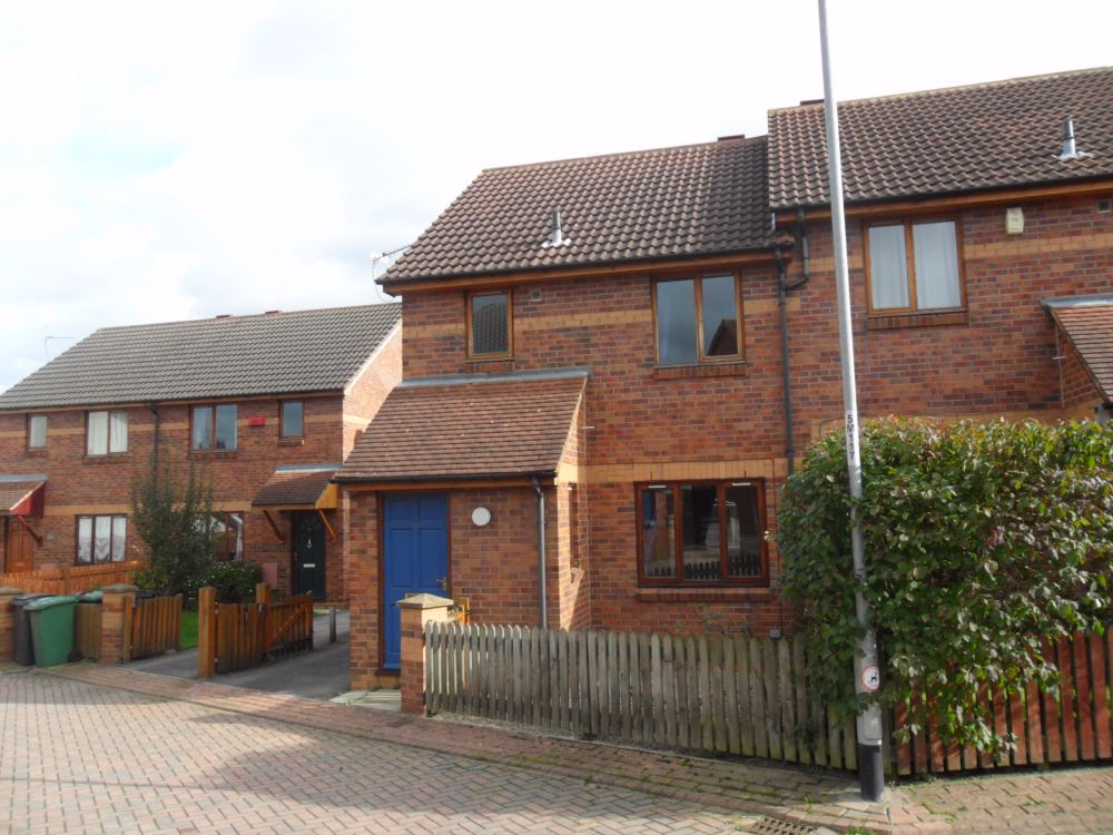 Whitegates Bramley 3 bedroom House to rent in Marlowe Close Pudsey