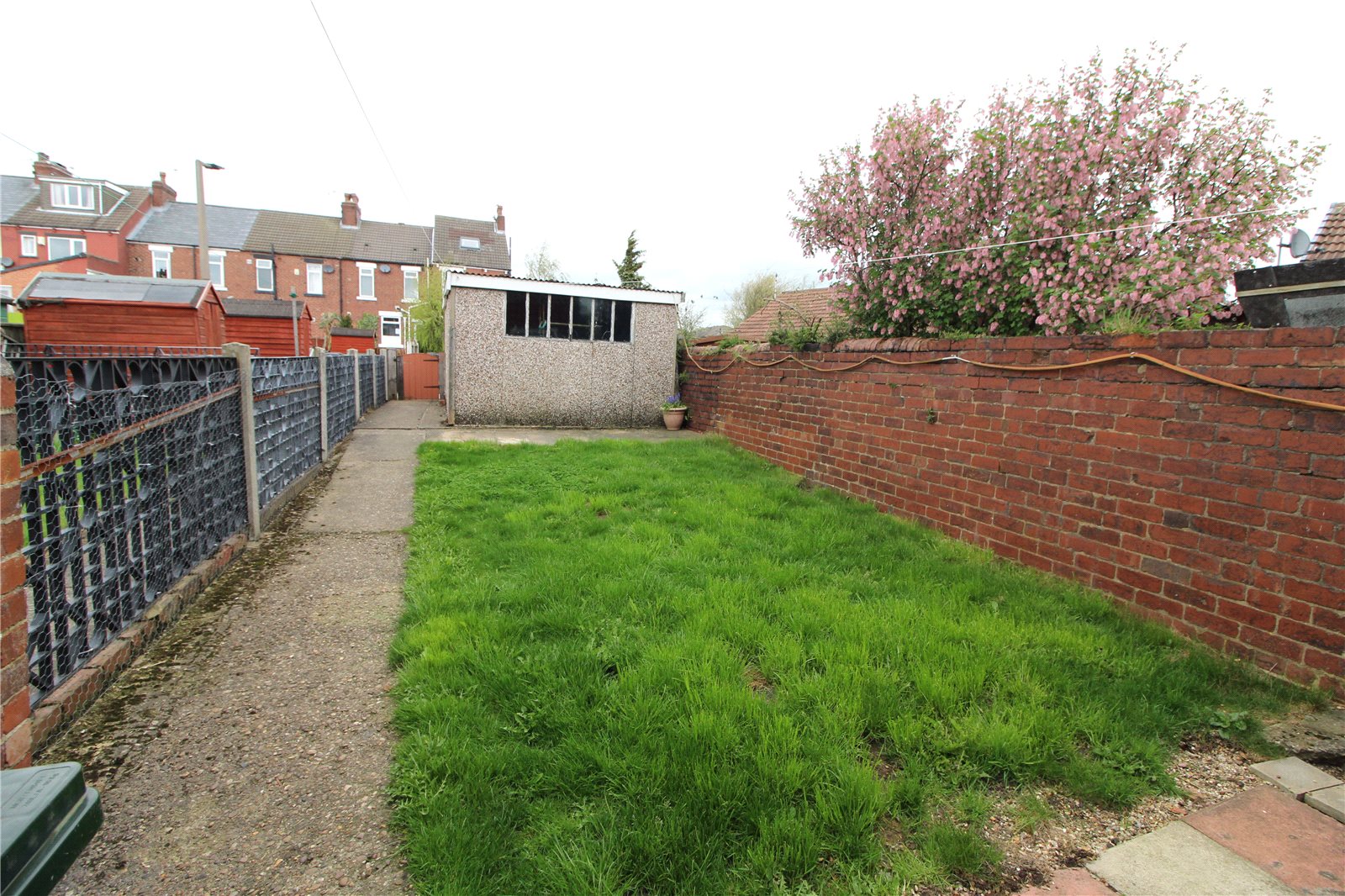 Whitegates Barnsley 2 bedroom House to rent in West Street Royston