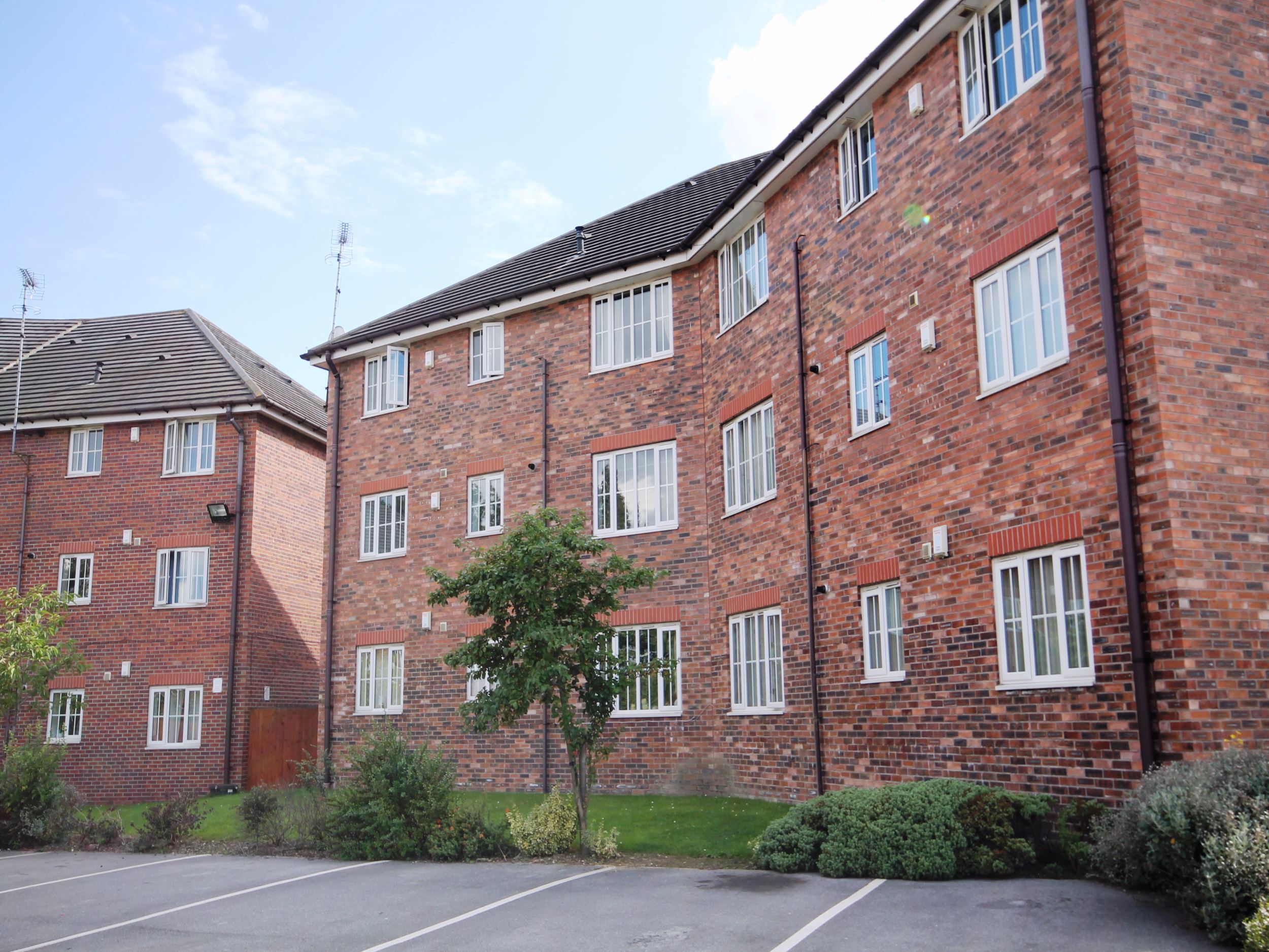 Whitegates Barnsley 2 bedroom Flat Let Agreed in Parkland View