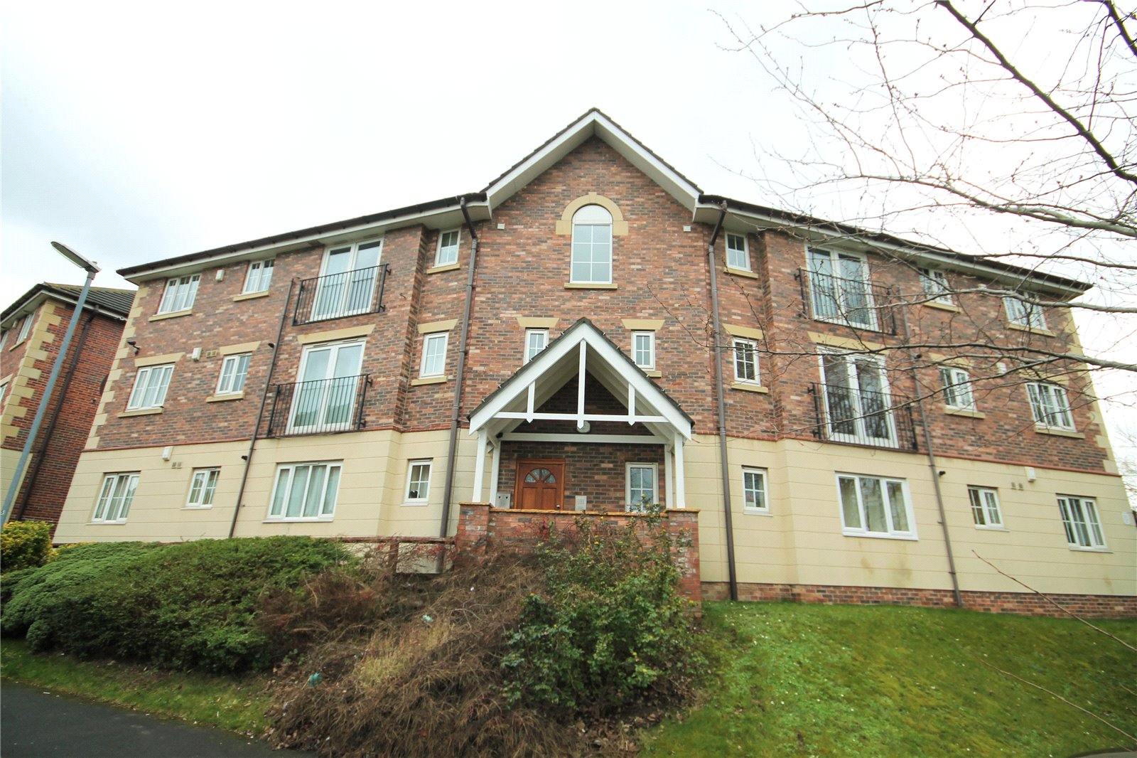 Whitegates Barnsley 2 bedroom Flat For Sale in Valley Grove Lundwood