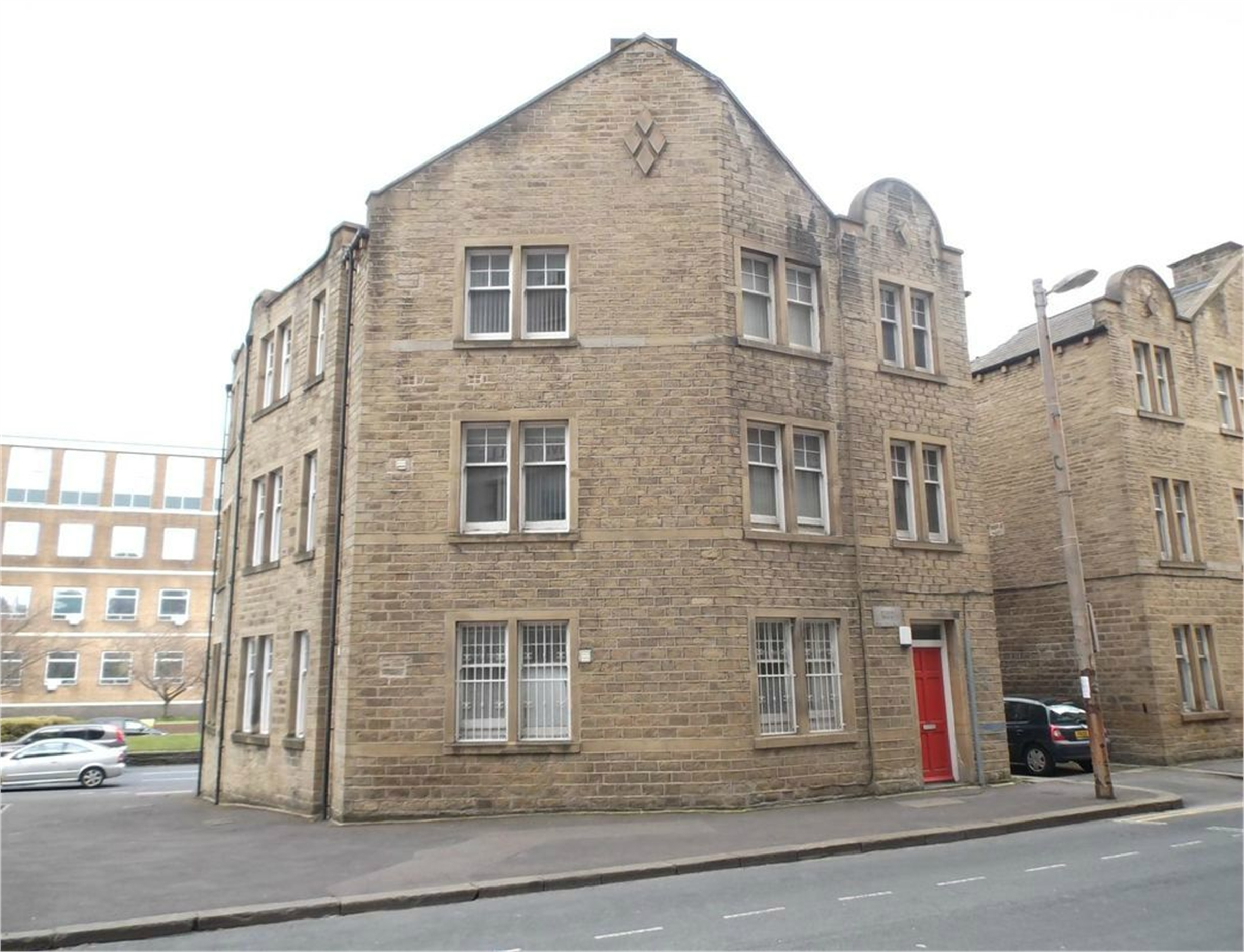 Whitegates Huddersfield 1 bedroom Flat to rent in Tudor House Kirkgate