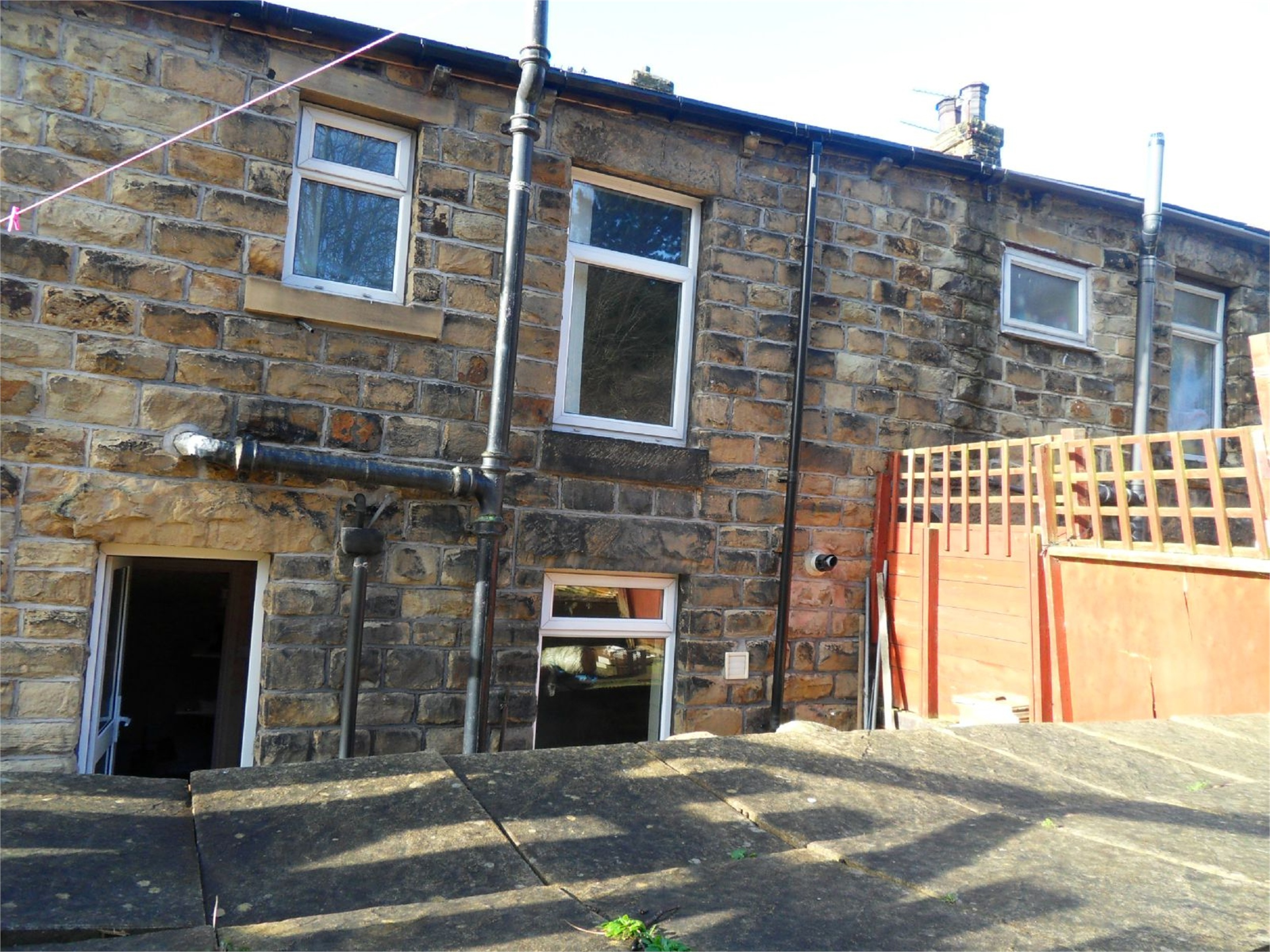 Whitegates Dewsbury 3 bedroom House for sale in Ward Street Crackenedge