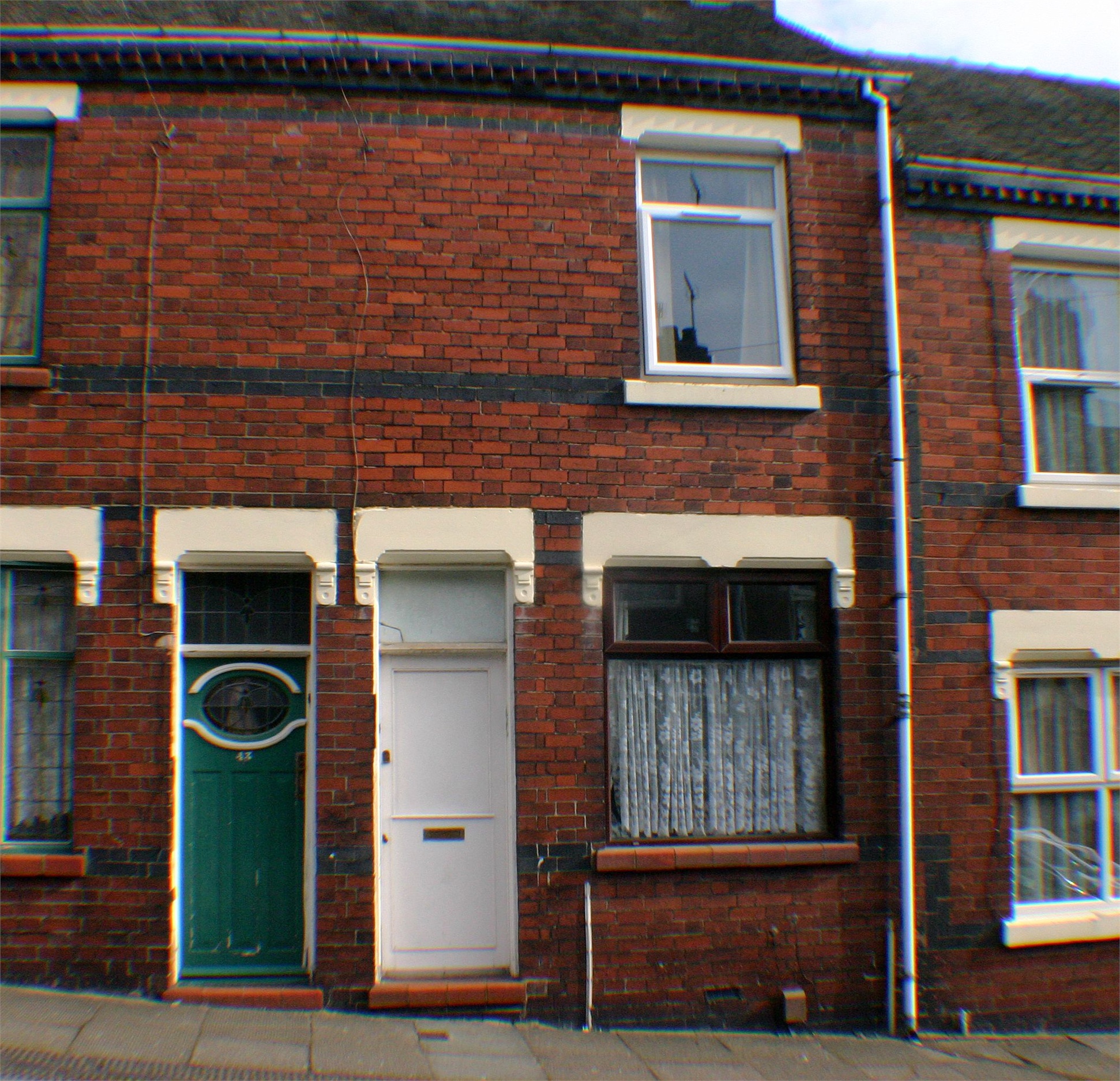 Whitegates Stoke on Trent 2 bedroom House to rent in Whitmore Street