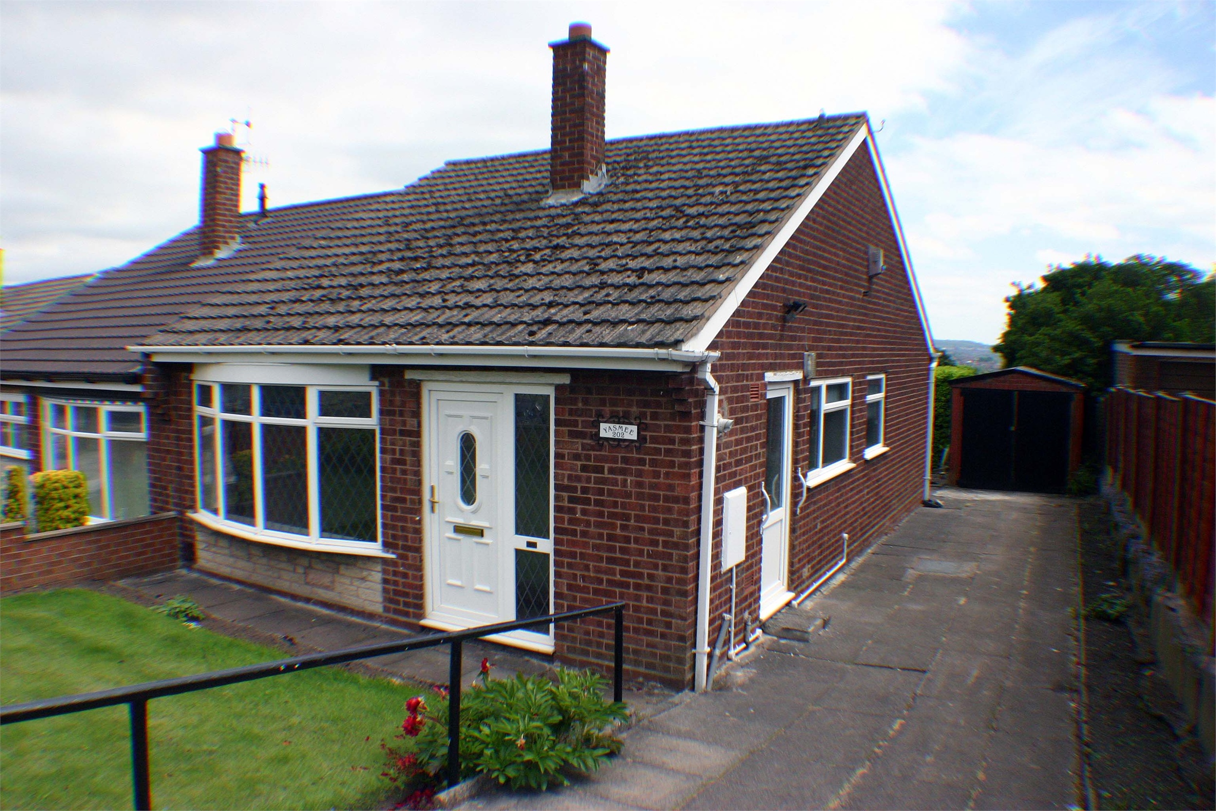 Whitegates Stoke on Trent 2 bedroom Bungalow for sale in Turner Street