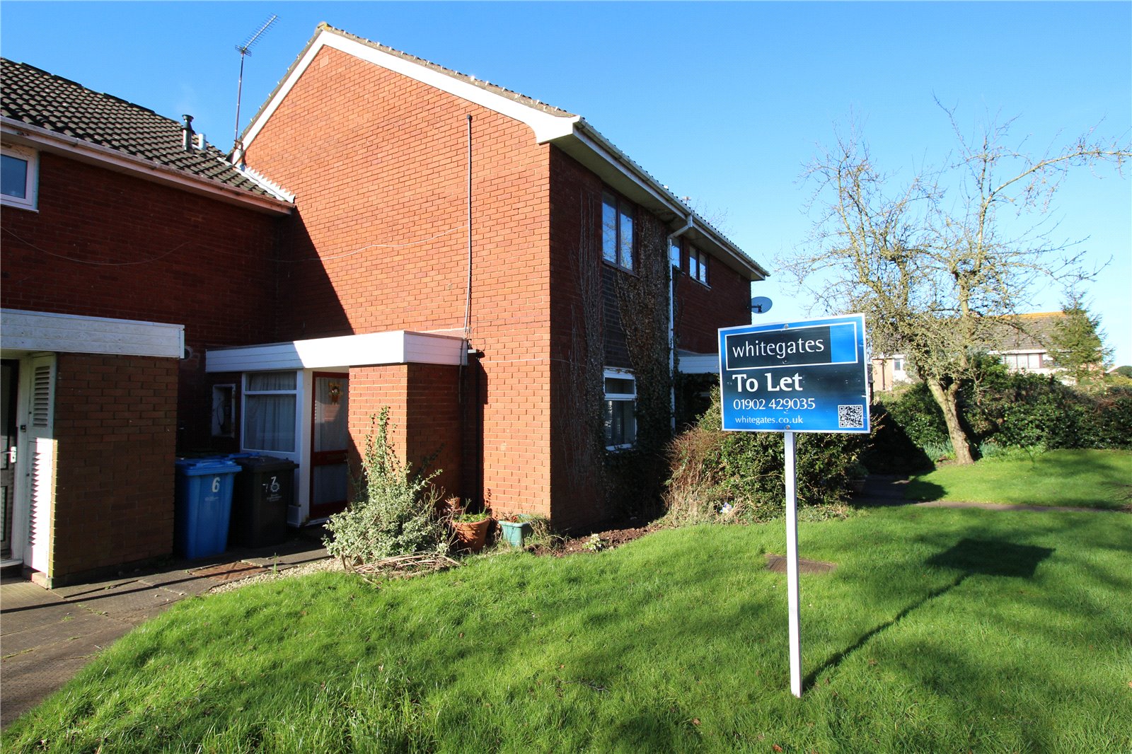 Whitegates Wolverhampton 2 bedroom Flat to rent in St Chads Close