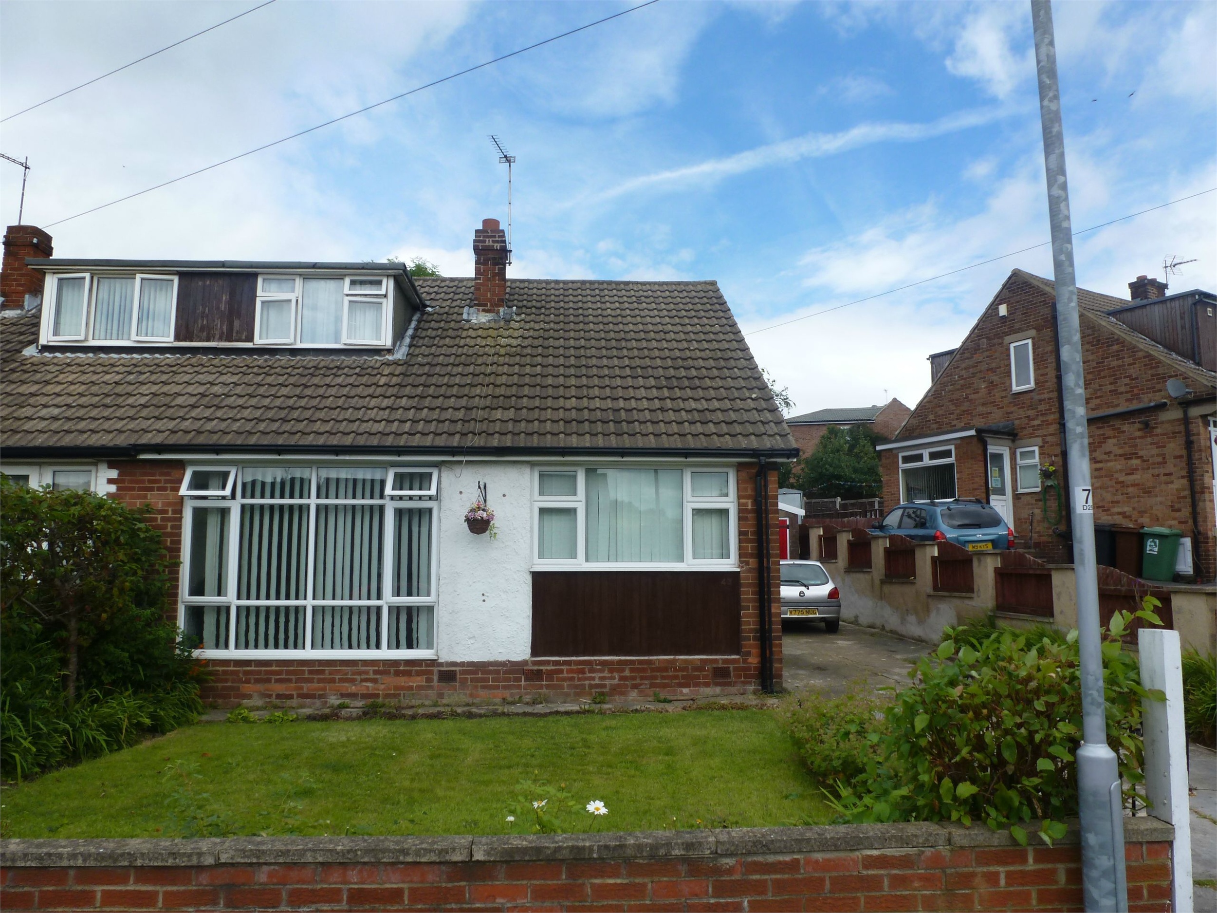 Whitegates Bramley 3 bedroom House to rent in Daleside Grove Pudsey