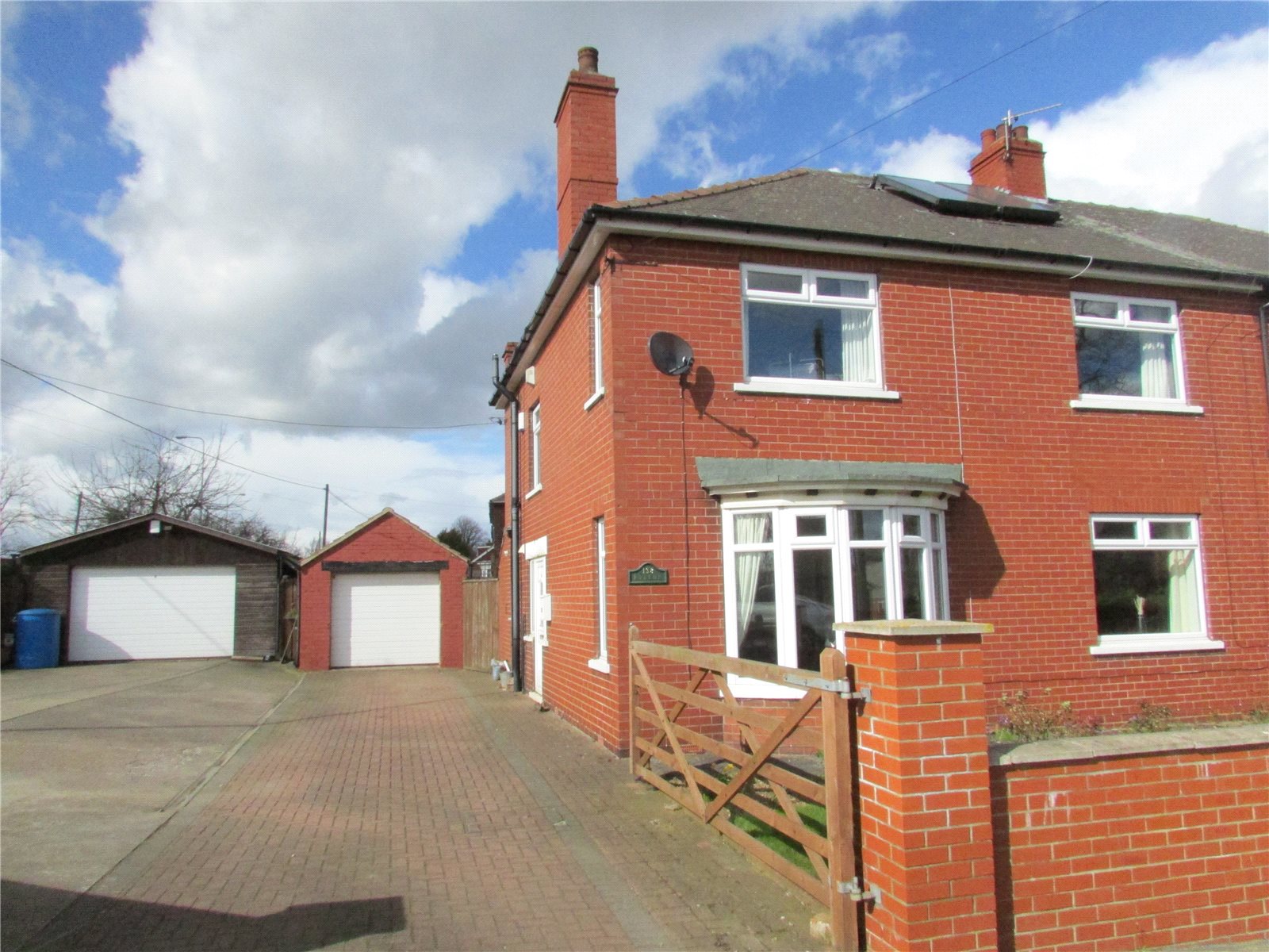 Whitegates Scunthorpe 3 bedroom House for sale in Earlsgate Winterton