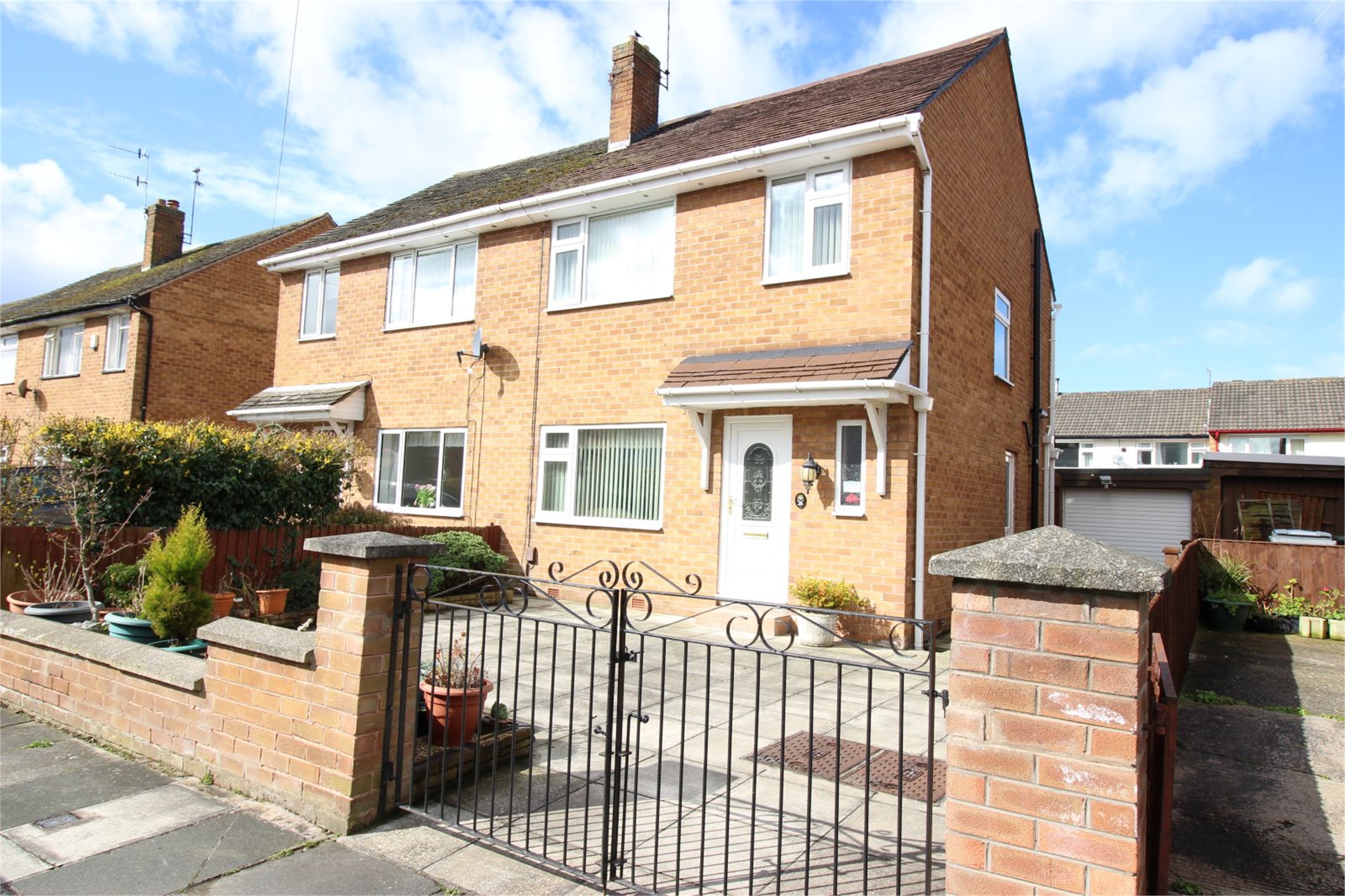 Whitegates Prenton 3 bedroom House for sale in Slingsby Drive Upton Wirral CH49 Whitegates