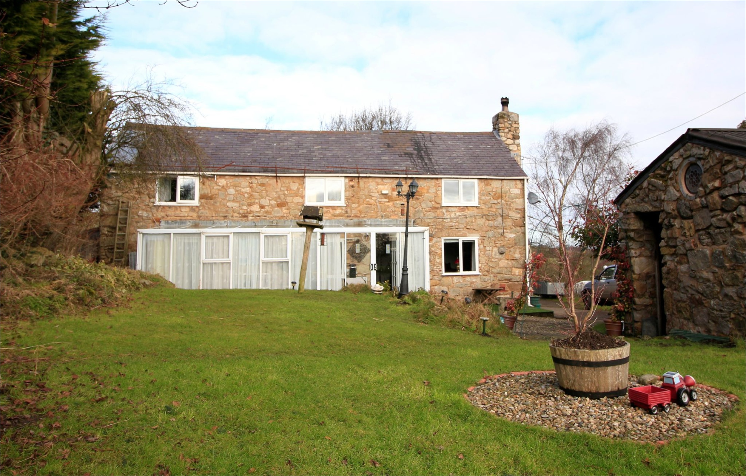 Whitegates Wrexham 2 bedroom House For Sale in Plas Drain Road Penycae