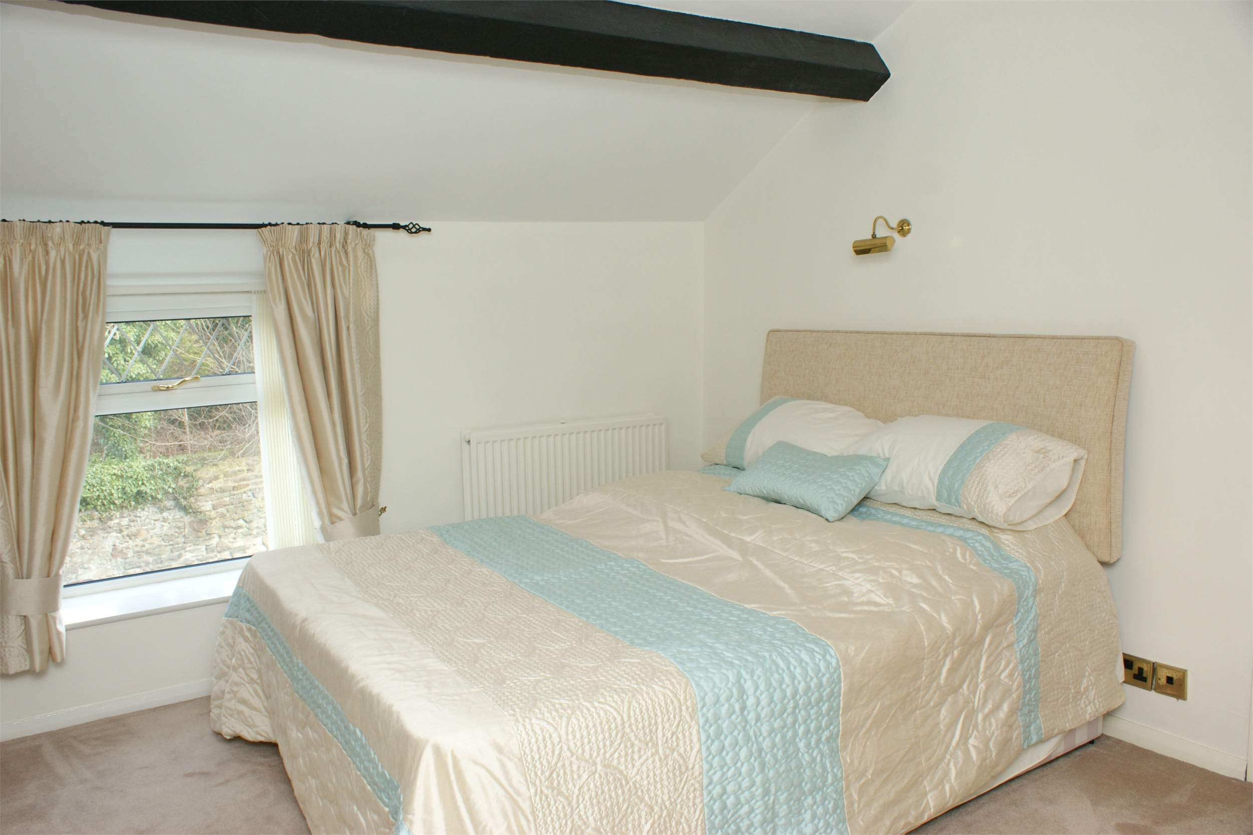 Whitegates Wrexham 2 bedroom House for sale in Wrexham Road CefnYBedd