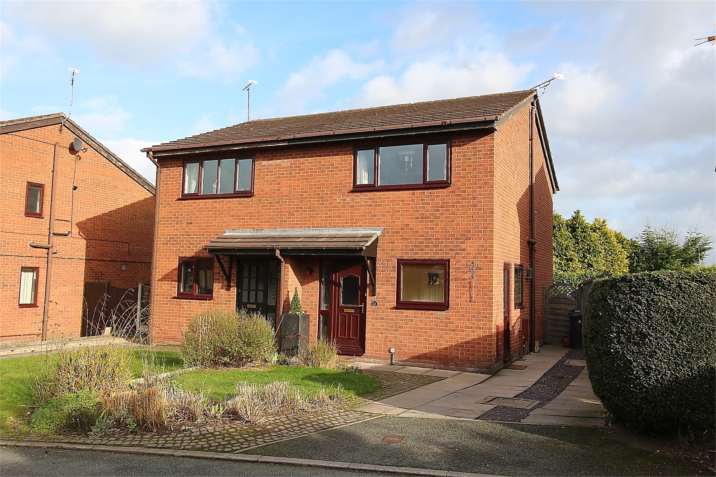 Whitegates Wrexham 2 bedroom House for sale in Shaftesbury Avenue