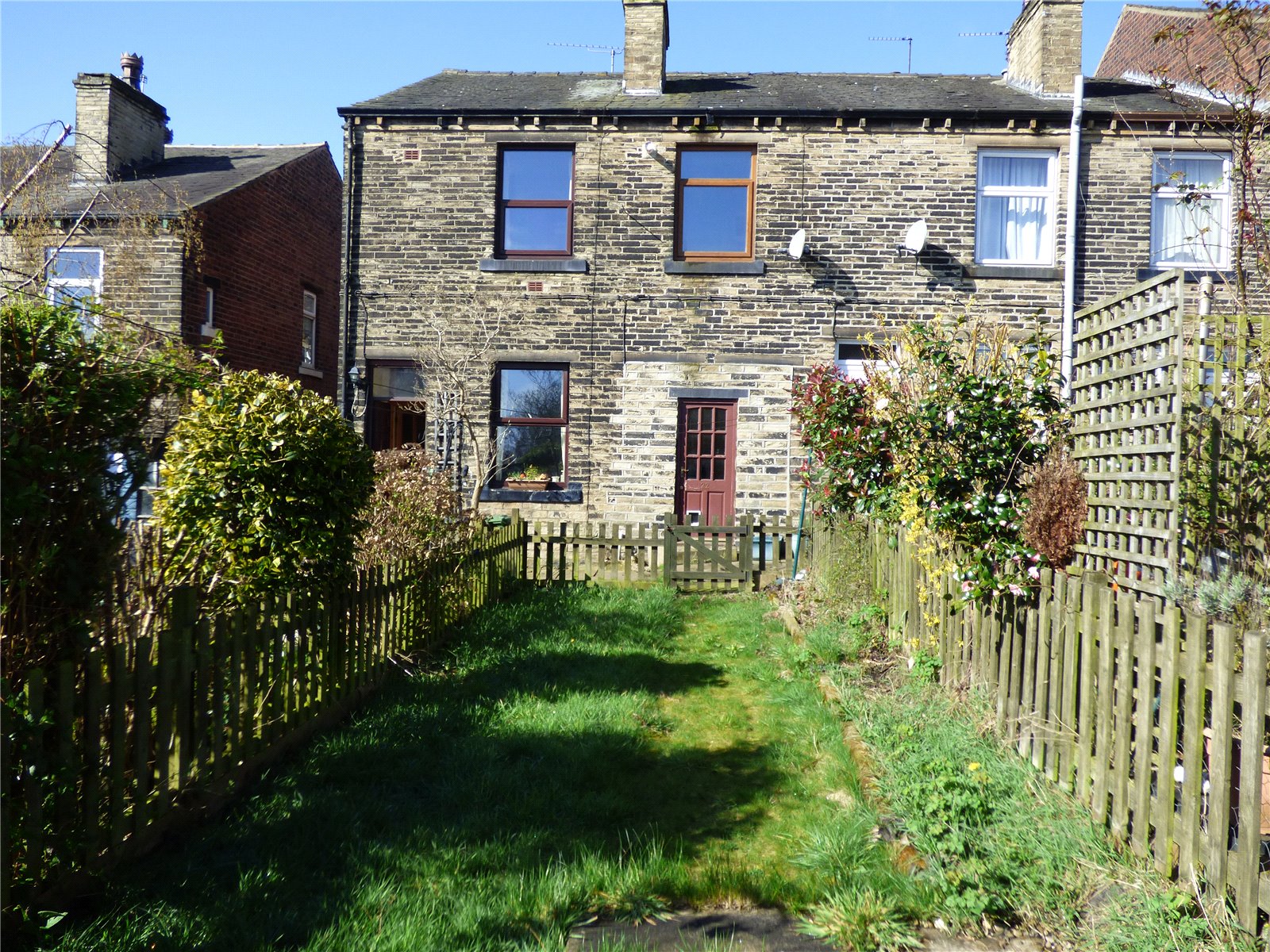 Whitegates Cleckheaton 2 bedroom House To Let in Sykes Street
