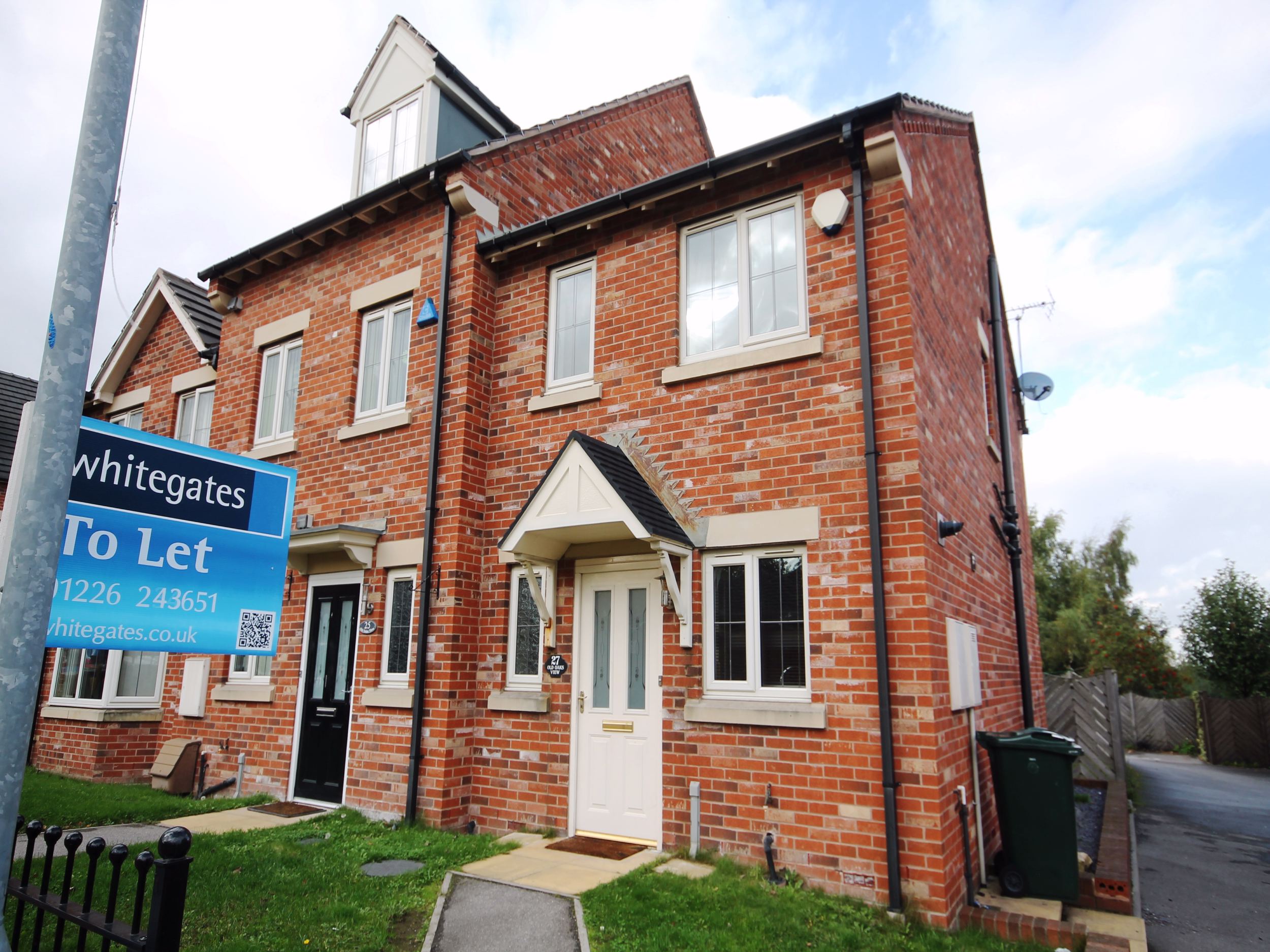 Whitegates Barnsley 2 bedroom House to rent in Old Oaks View Barnsley