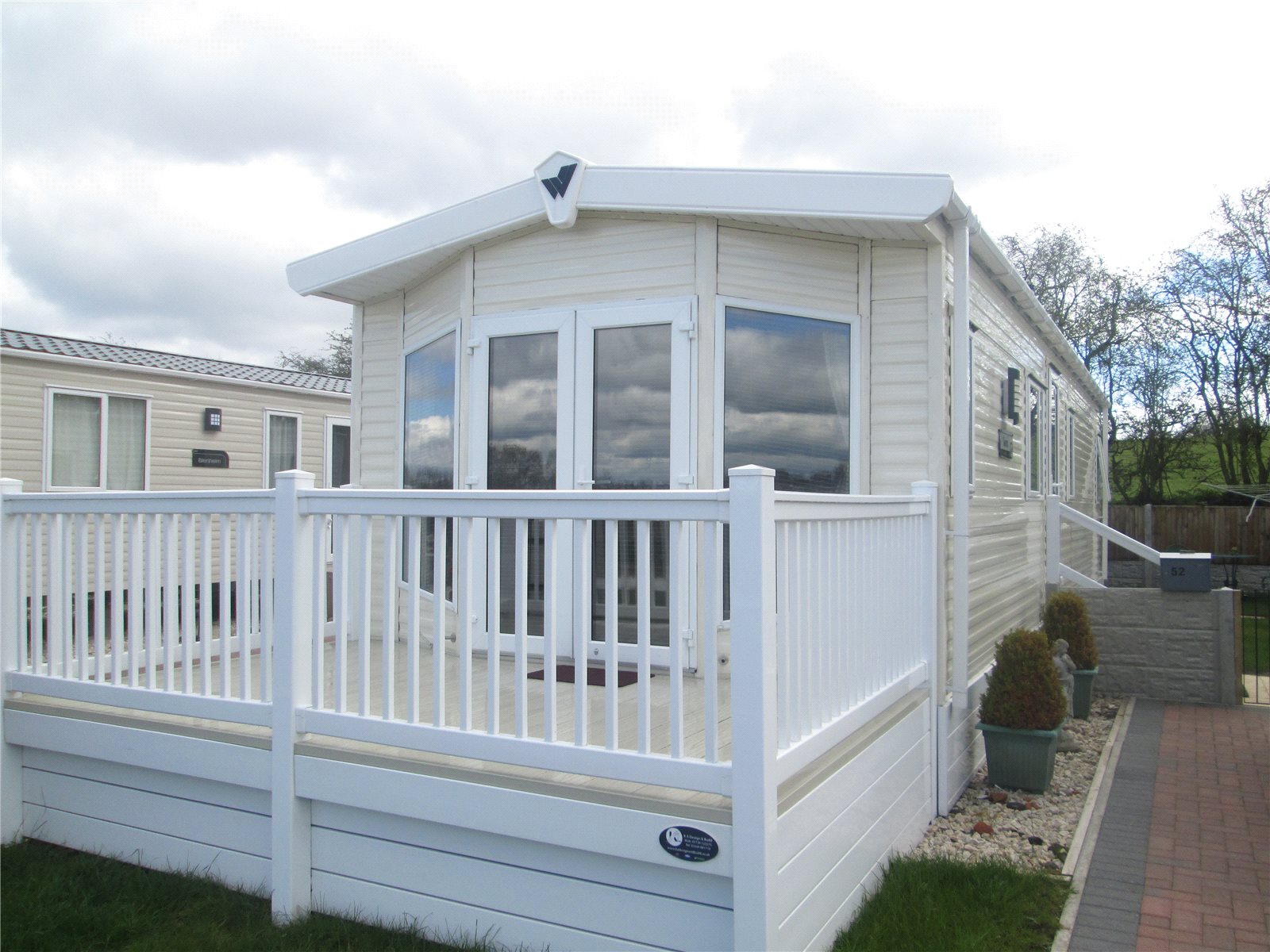 Whitegates Mansfield Studio House for sale in Tall Trees Old Mill Lane