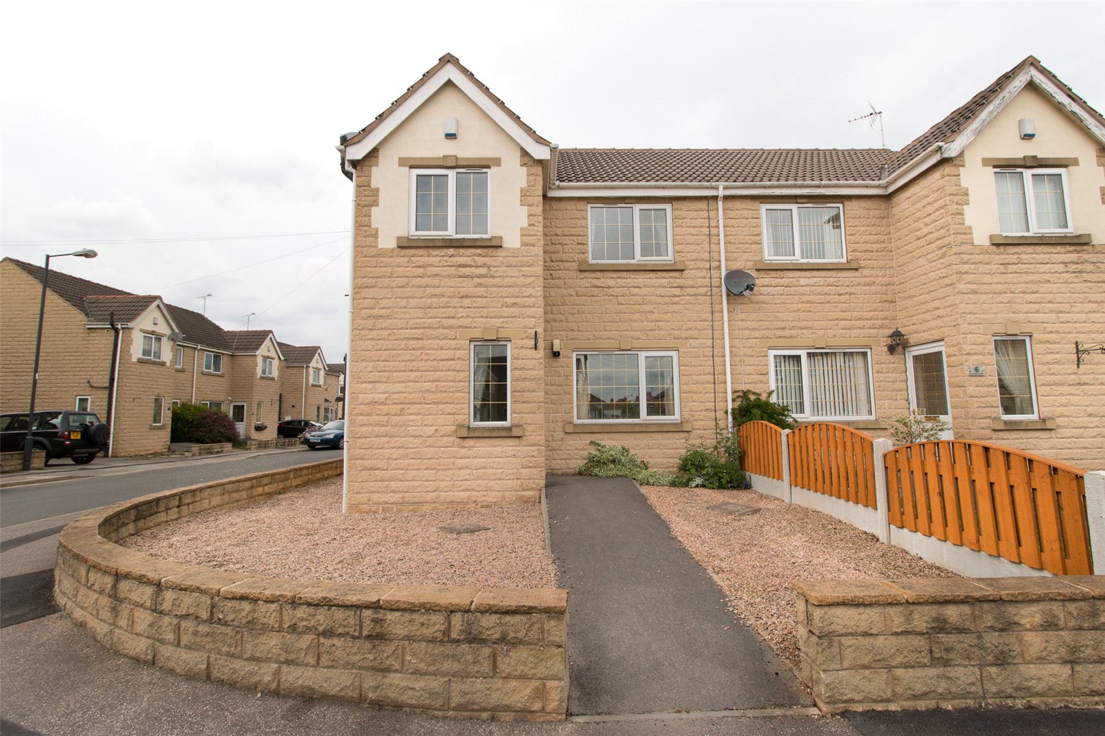 Whitegates Doncaster 3 bedroom House SSTC in Peakstone Close Balby