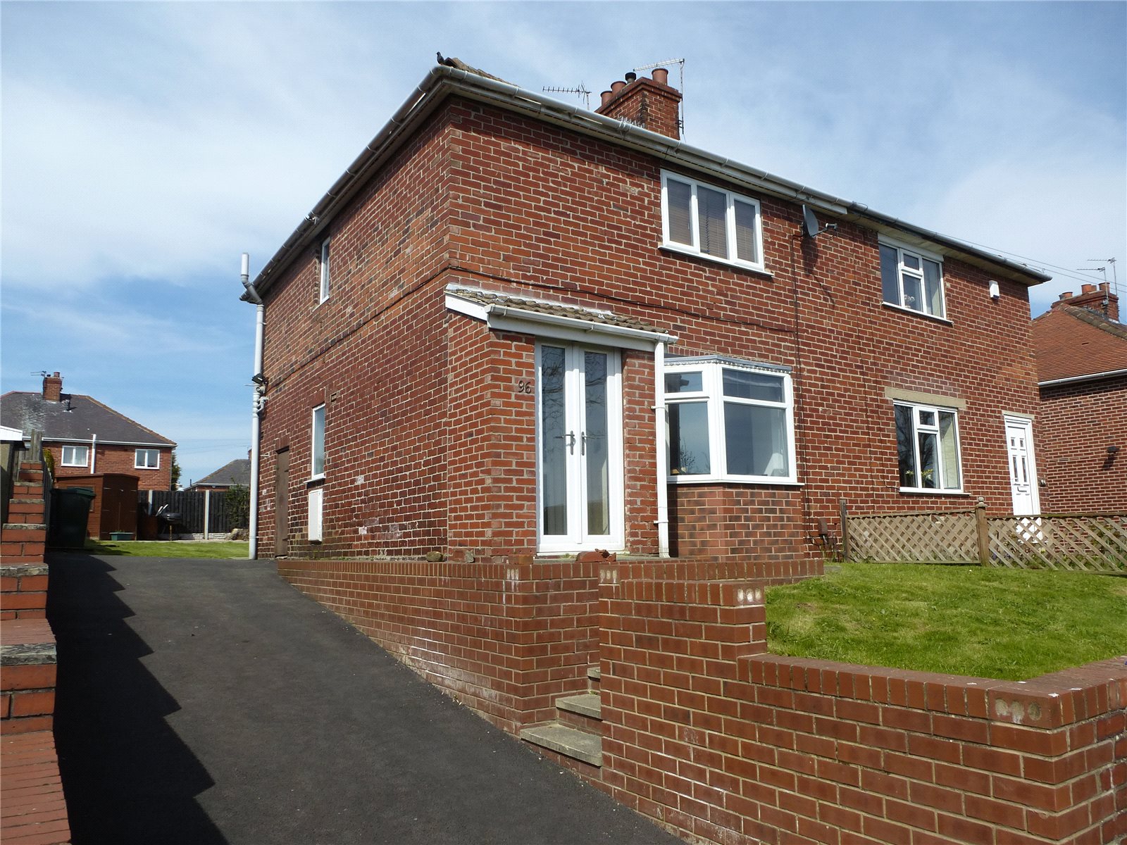 Whitegates Barnsley 2 bedroom House SSTC in Churchfield Lane Darton