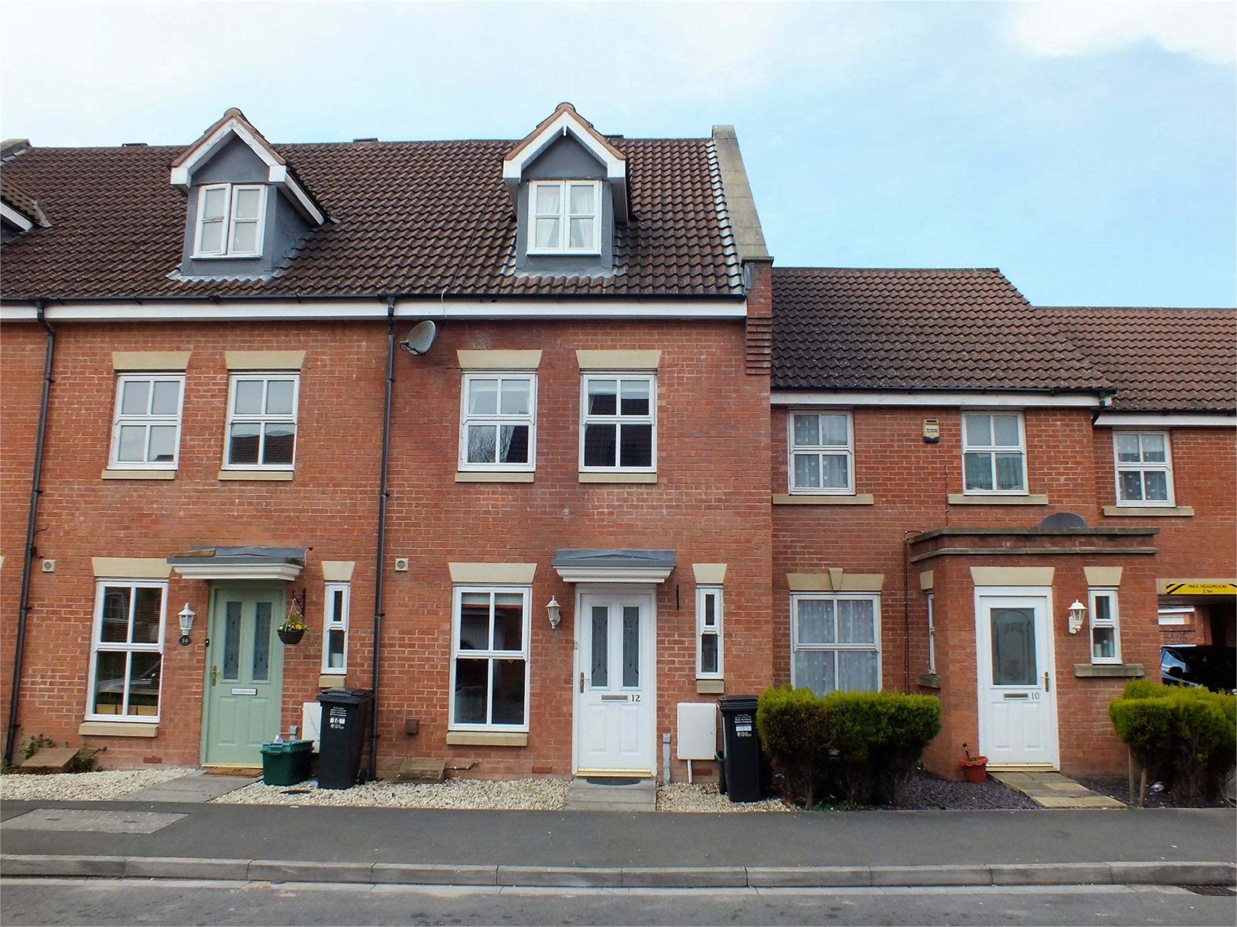 CJ Hole Worle 3 bedroom House to rent in Worle Moor Road Weston Village