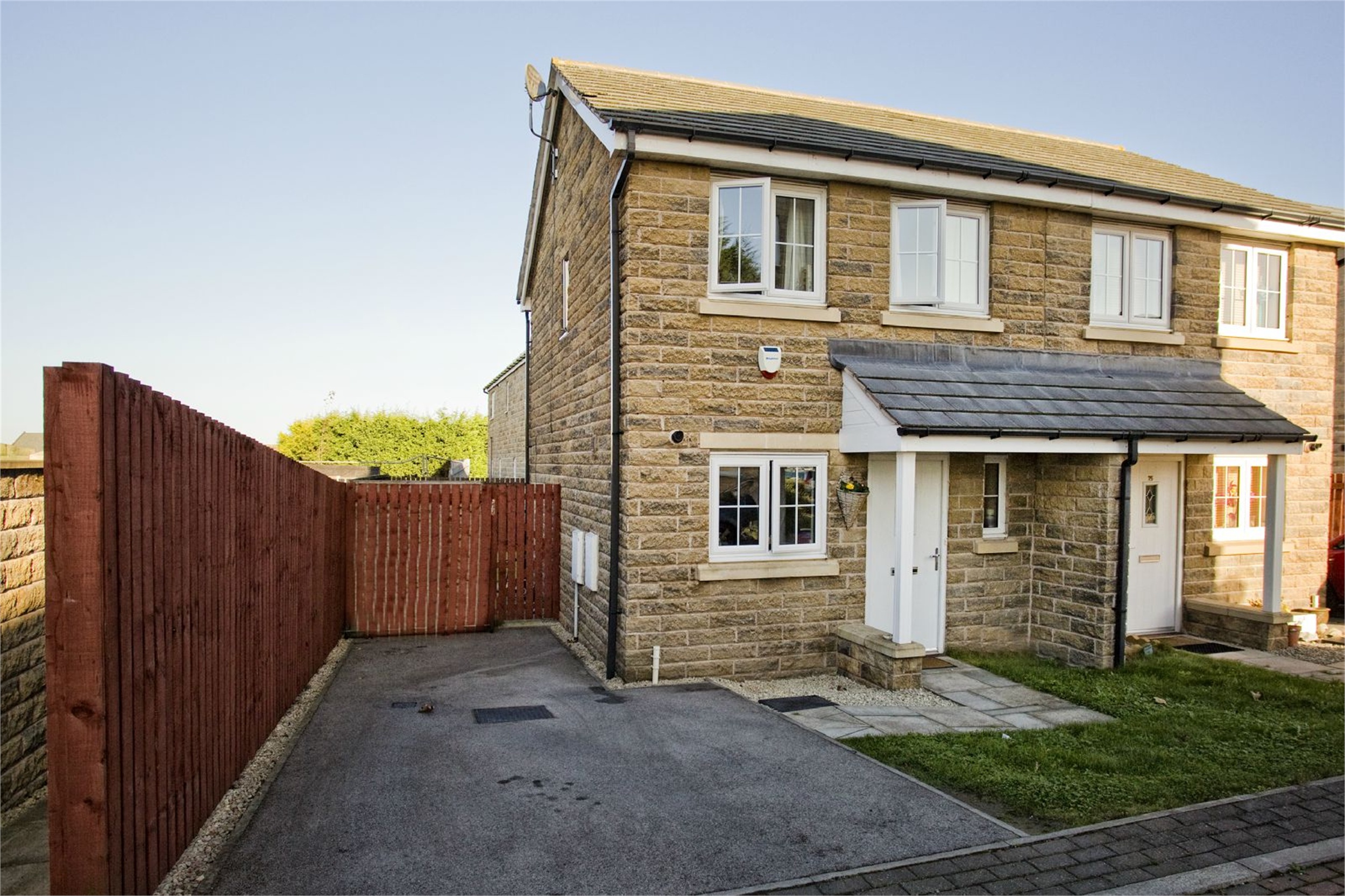 Whitegates Dewsbury 2 bedroom House For Sale in Highfield Chase