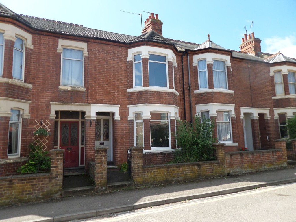 Martin Co Milton Keynes 3 Bedroom Terraced House Let In