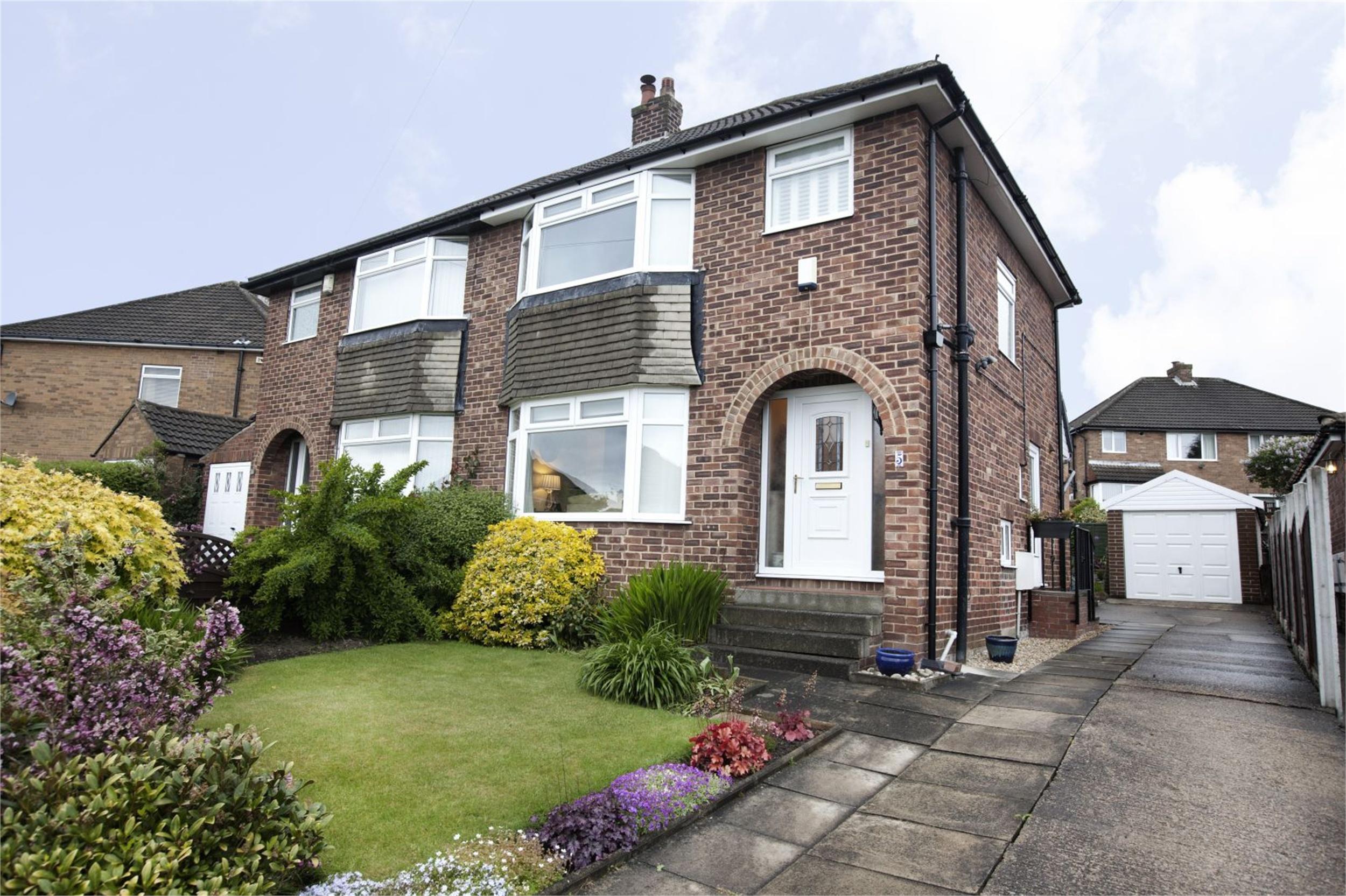 Whitegates Brighouse 3 bedroom SemiDetached House SSTC in Slead